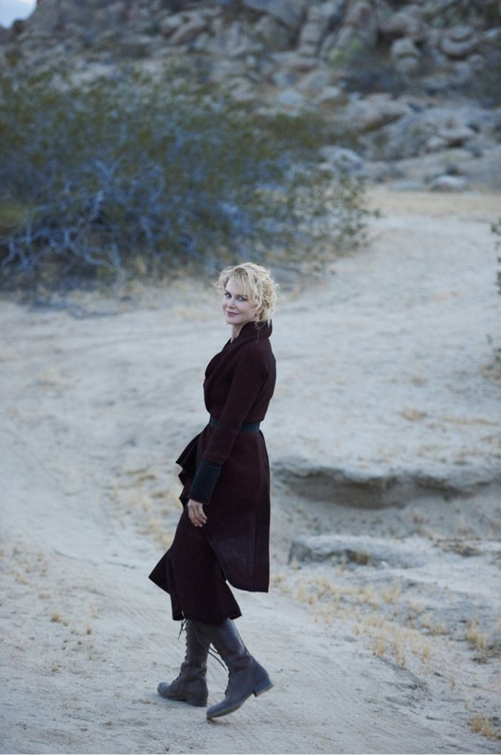 Nicole-Kidman-by-Peter-Lindbergh-American-Vogue-July-2015-9.png