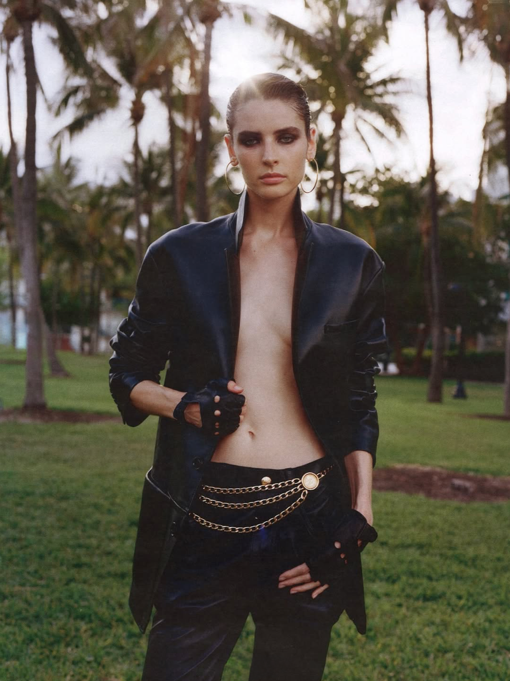 Libby-Taverner-by-Max-Farago-for-Harpers-Bazaar-France-August-2025-9.png