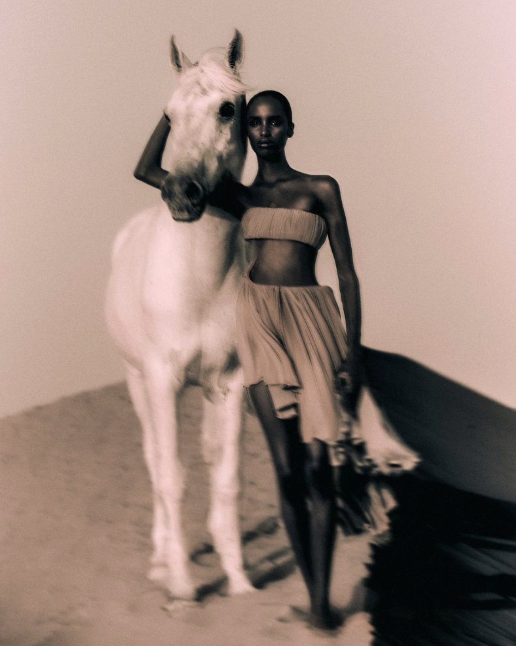 Bibi-Abdulkadir-by-Luka-Booth-Vogue-Czechoslovakia-July-2025-9.png