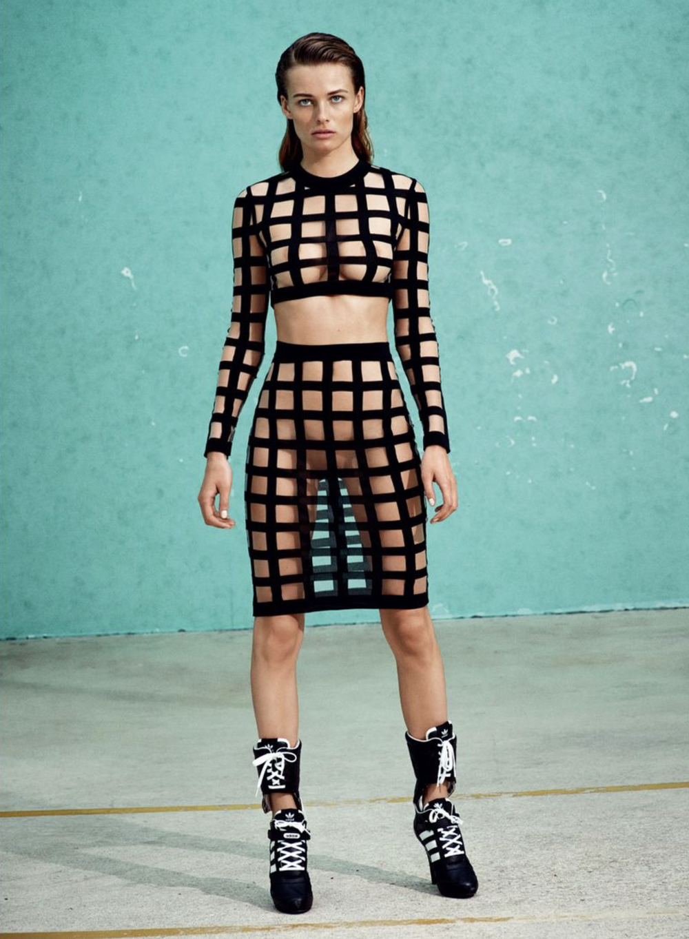 Edita-Vilkeviciute-by-Collier-Schorr-for-Flair-17-May-2015-4.png