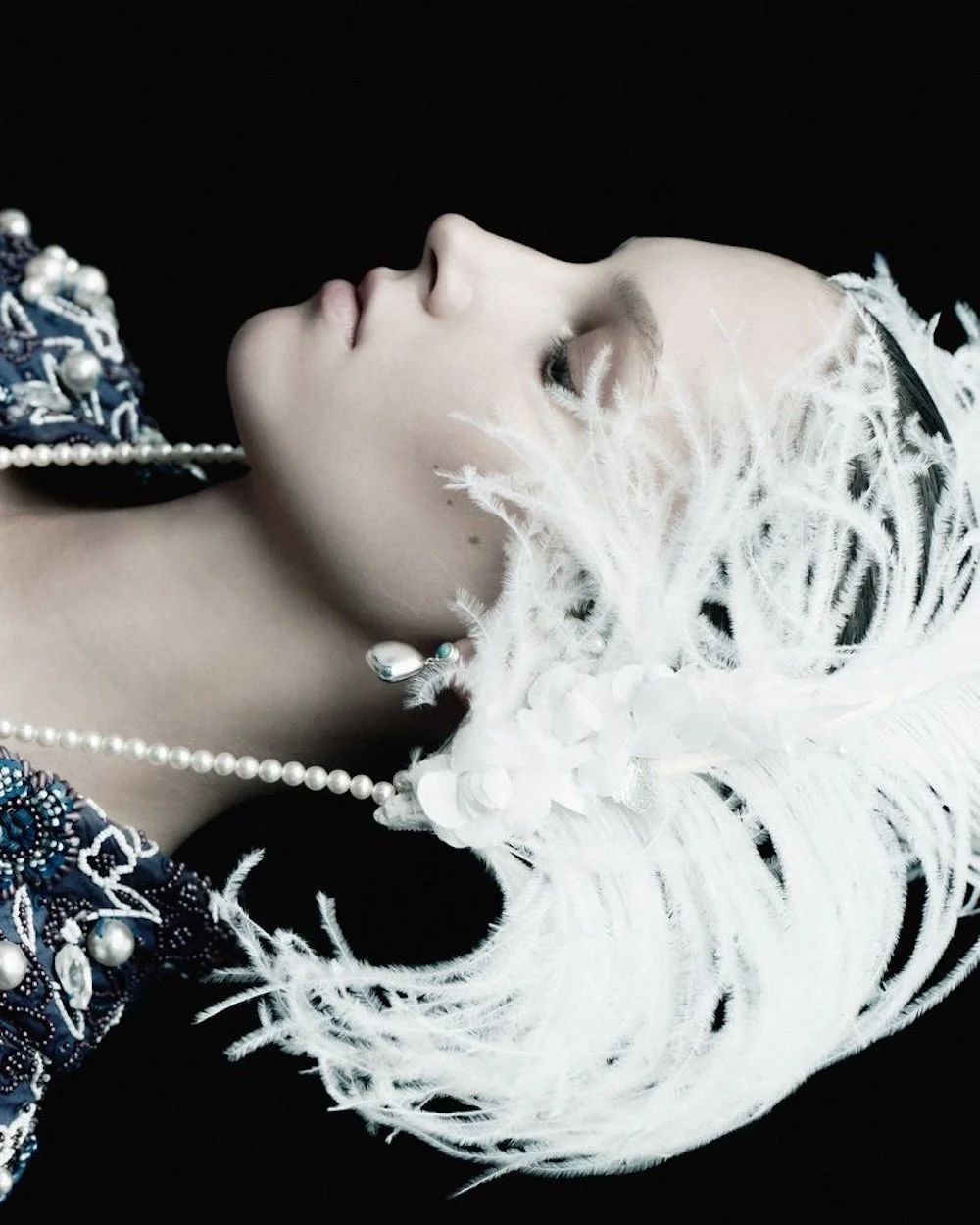 Claudia-Campana-by-Bohdan-Bphdanov-Vogue-Poland-September-2.jpeg