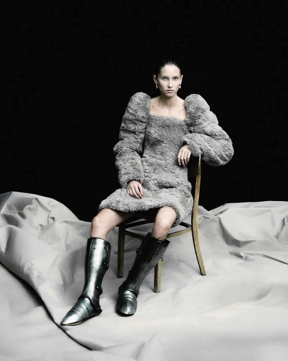 Claudia-Campana-by-Bohdan-Bphdanov-Vogue-Poland-September-12.jpeg