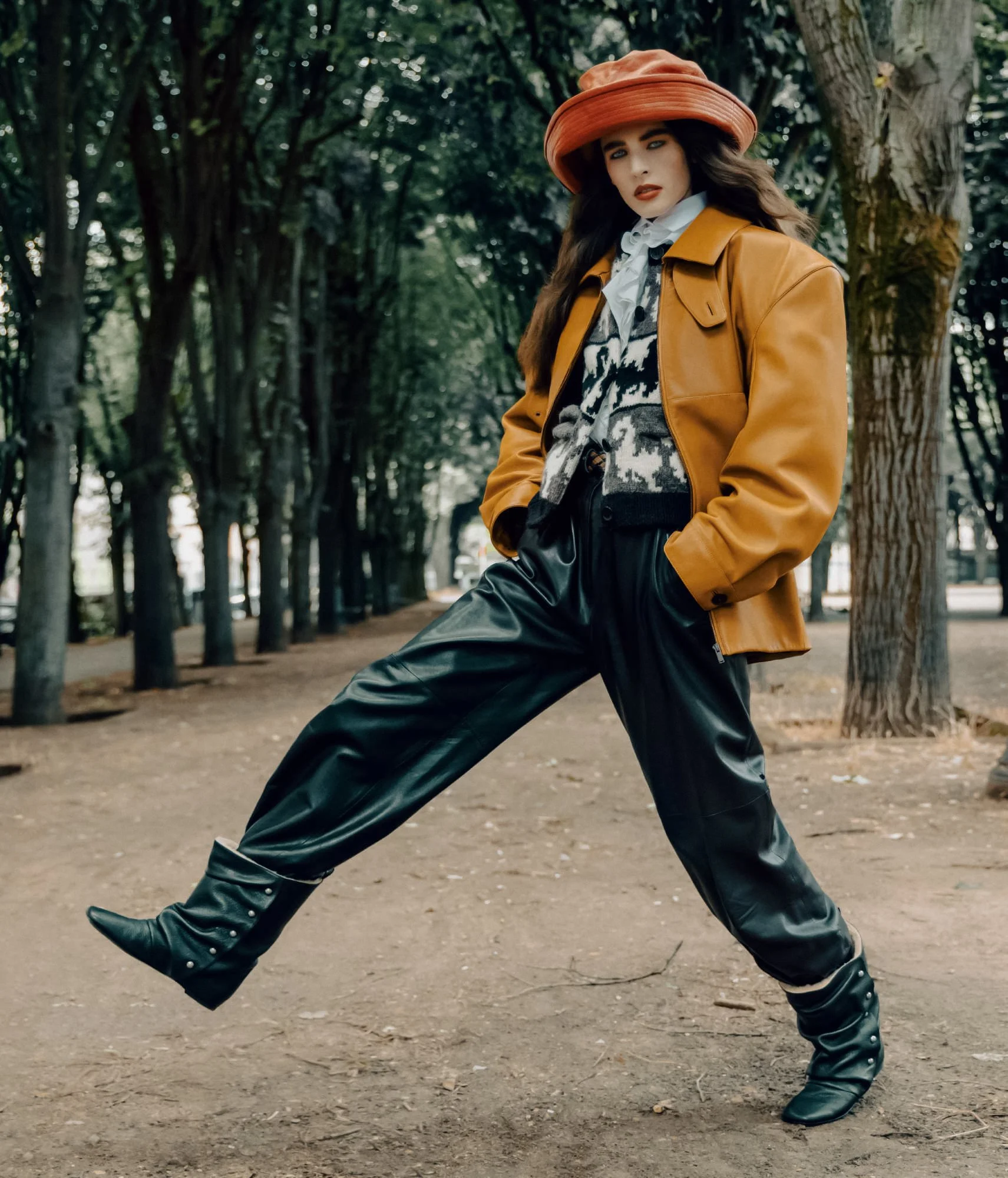 Libby-Taverner-by-Ines-Vinoodh-D-la-Repubblica-fw-2025-26-Volume-1-8.jpg