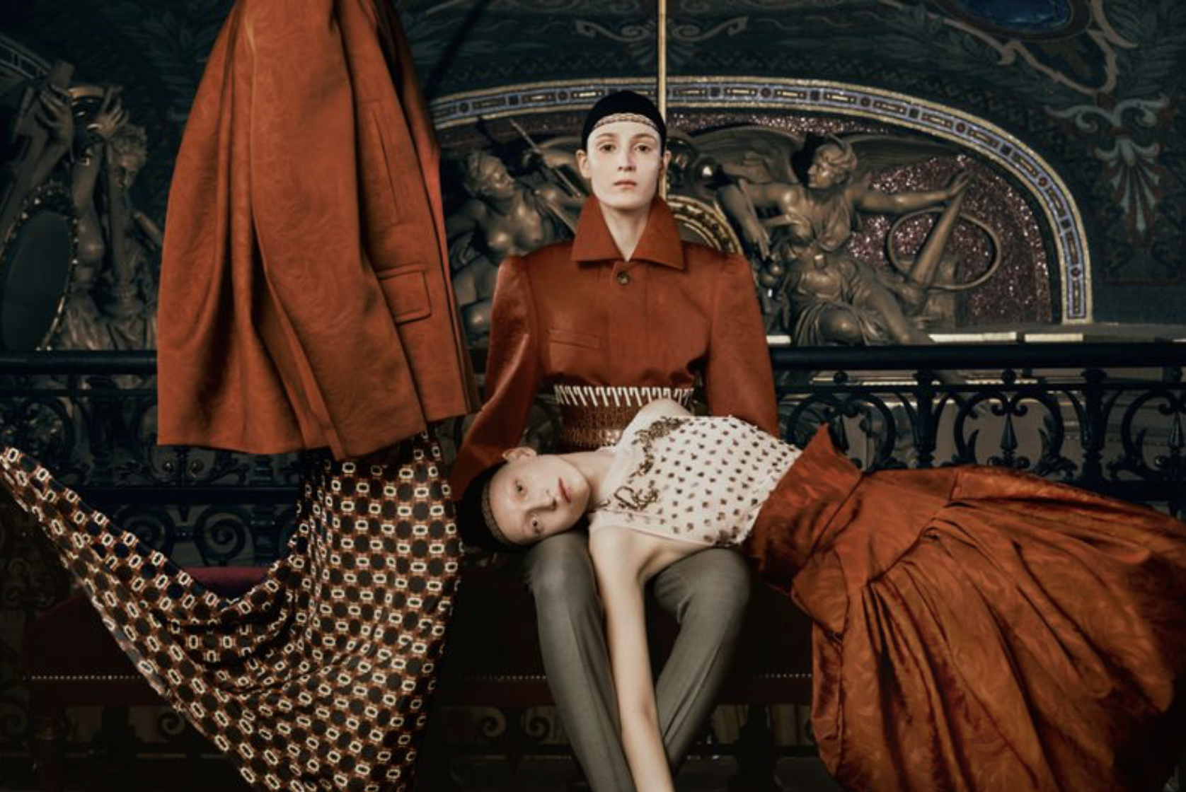 Dries-Van-Noten-FW2025-by-Carlijn-Jacobs-2.png