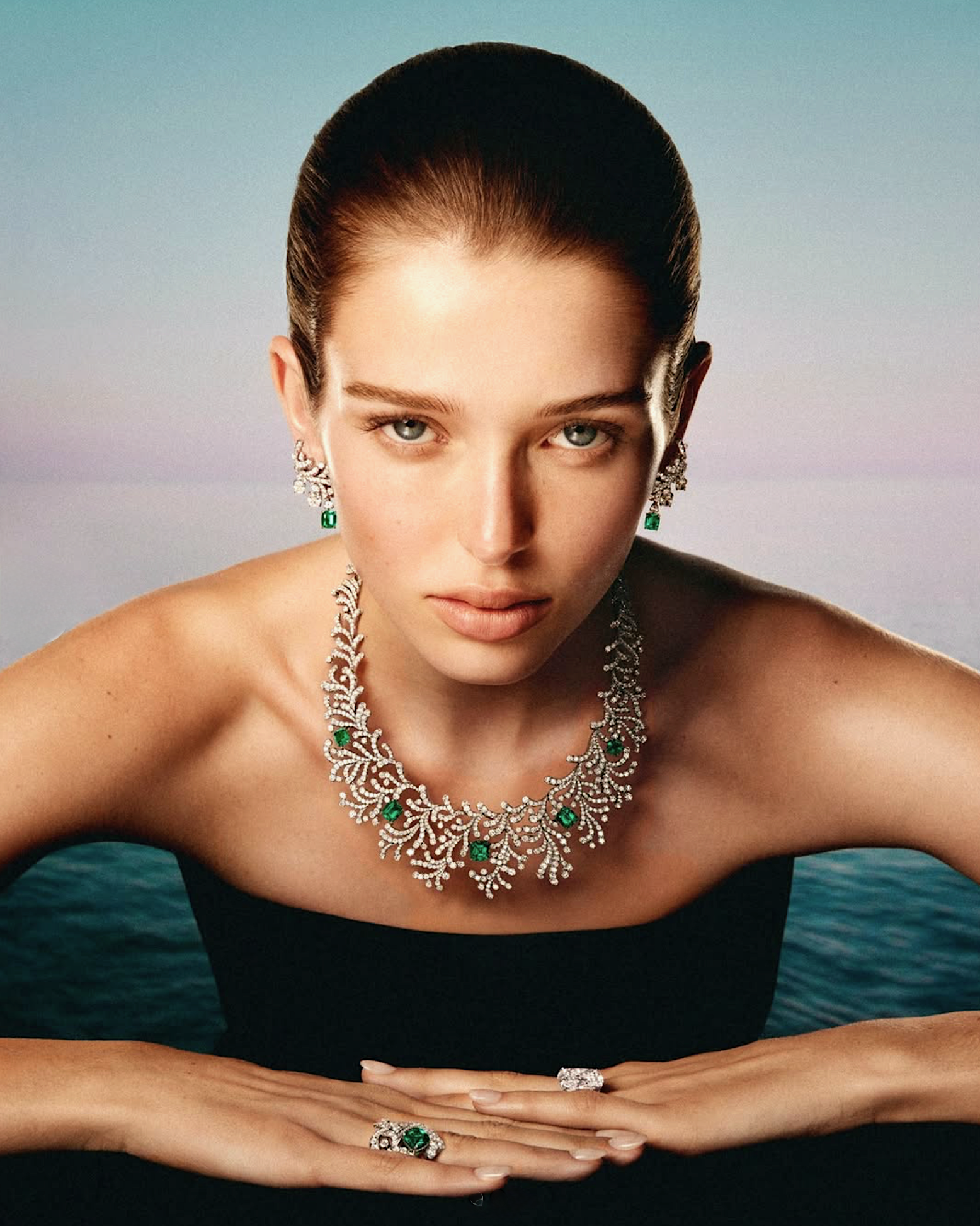 Stella-Hanan-by-Carlijn-Jacobs-Tiffany-Blue-Book-2025--30.png