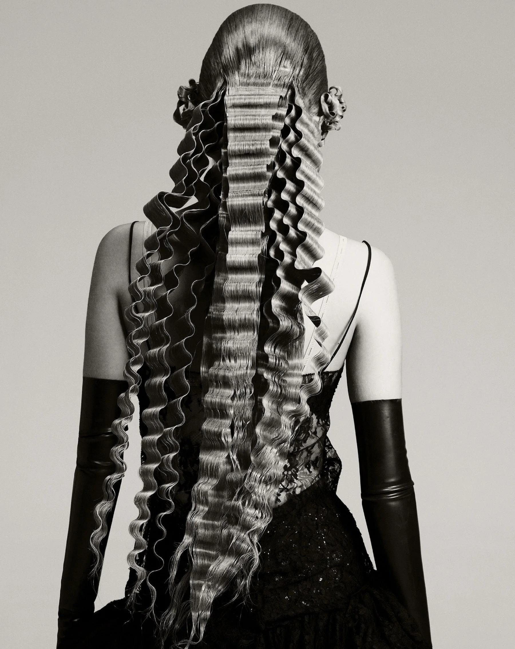 Libby-Bennett-by-Zhong-Lin-W-Magazine-China-15-20.jpg