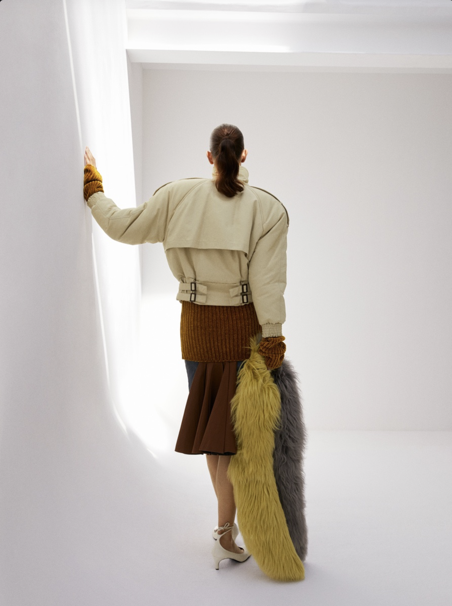 Jeanne-Cadieu-by-Louise-Maria-Thornfeldt-72-Magazine-Issue-1-13.png