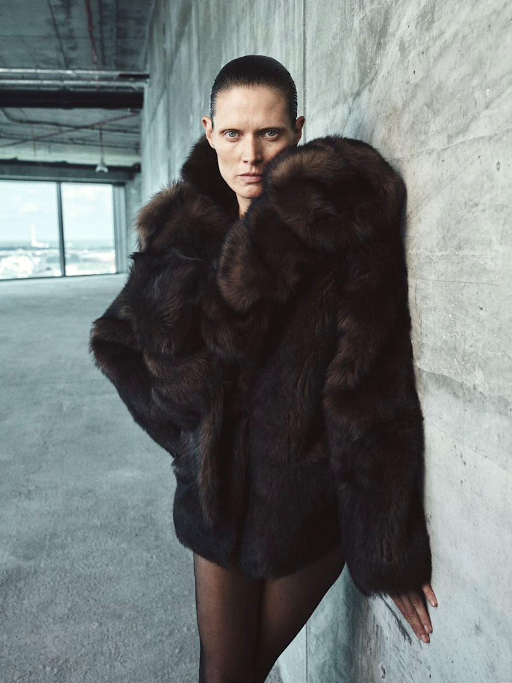Malgosia-Bela-by-Julia-Gorbachenko-Numero-France-October-2025-3.png