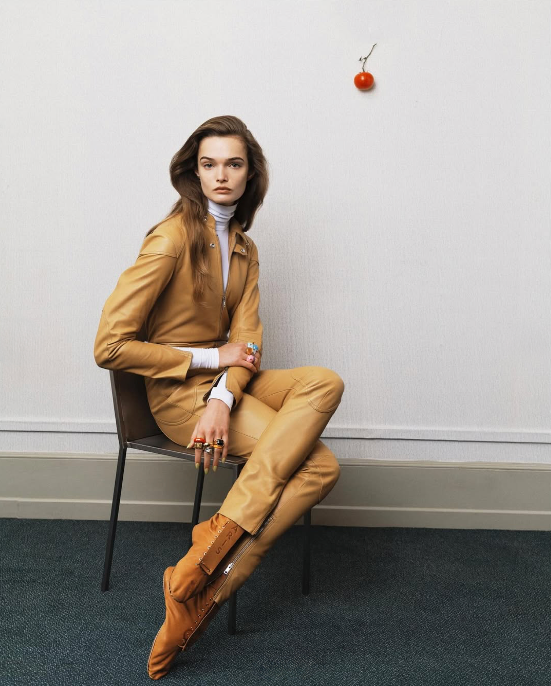 Lulu-Tenney-by-Zhong-Lin-for-W-Magazine-China-October-2025-32 (1).png