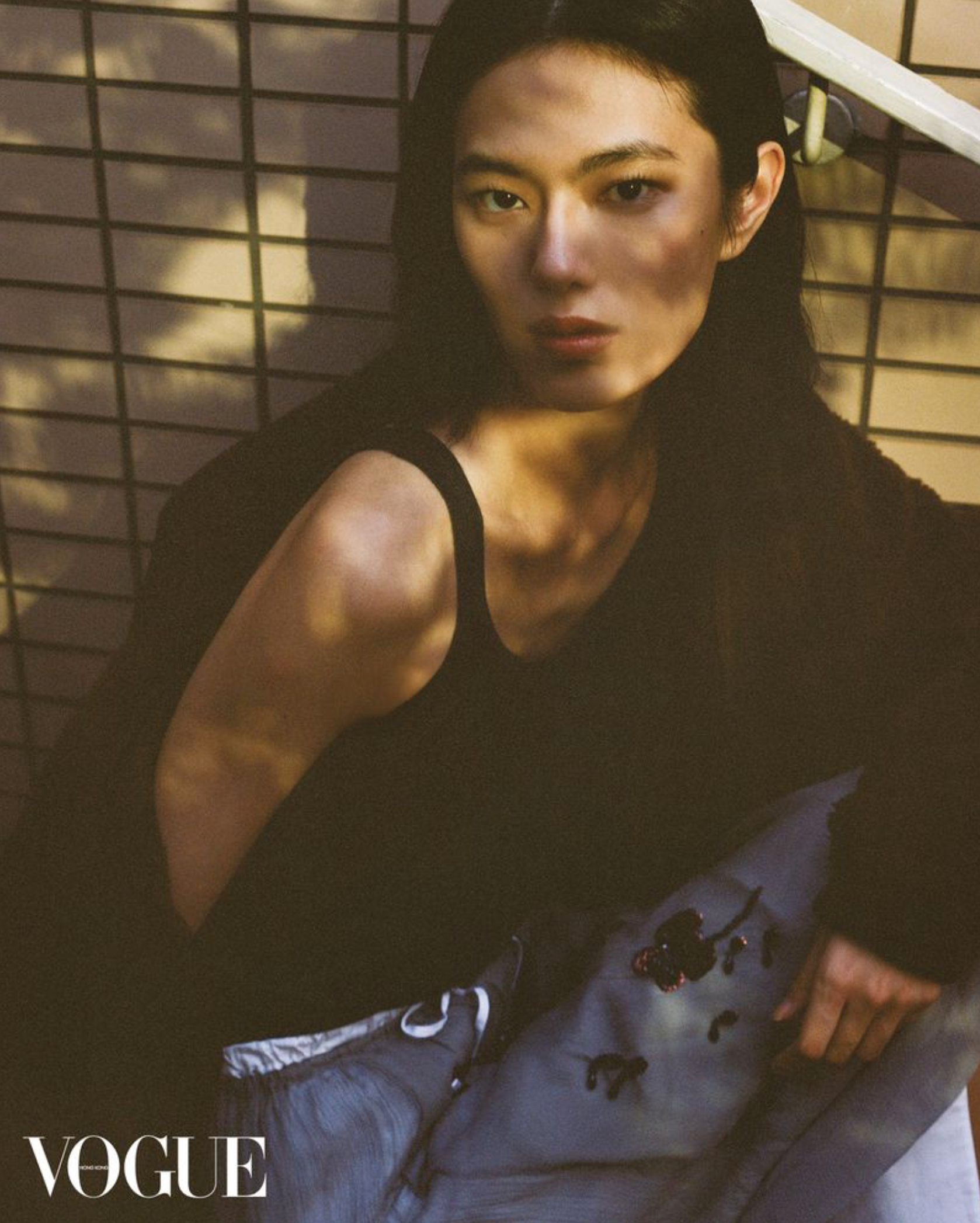 Puze-Liu-by-Yung-Hua-Chen-Vogue-Hong-November-2025-4.png