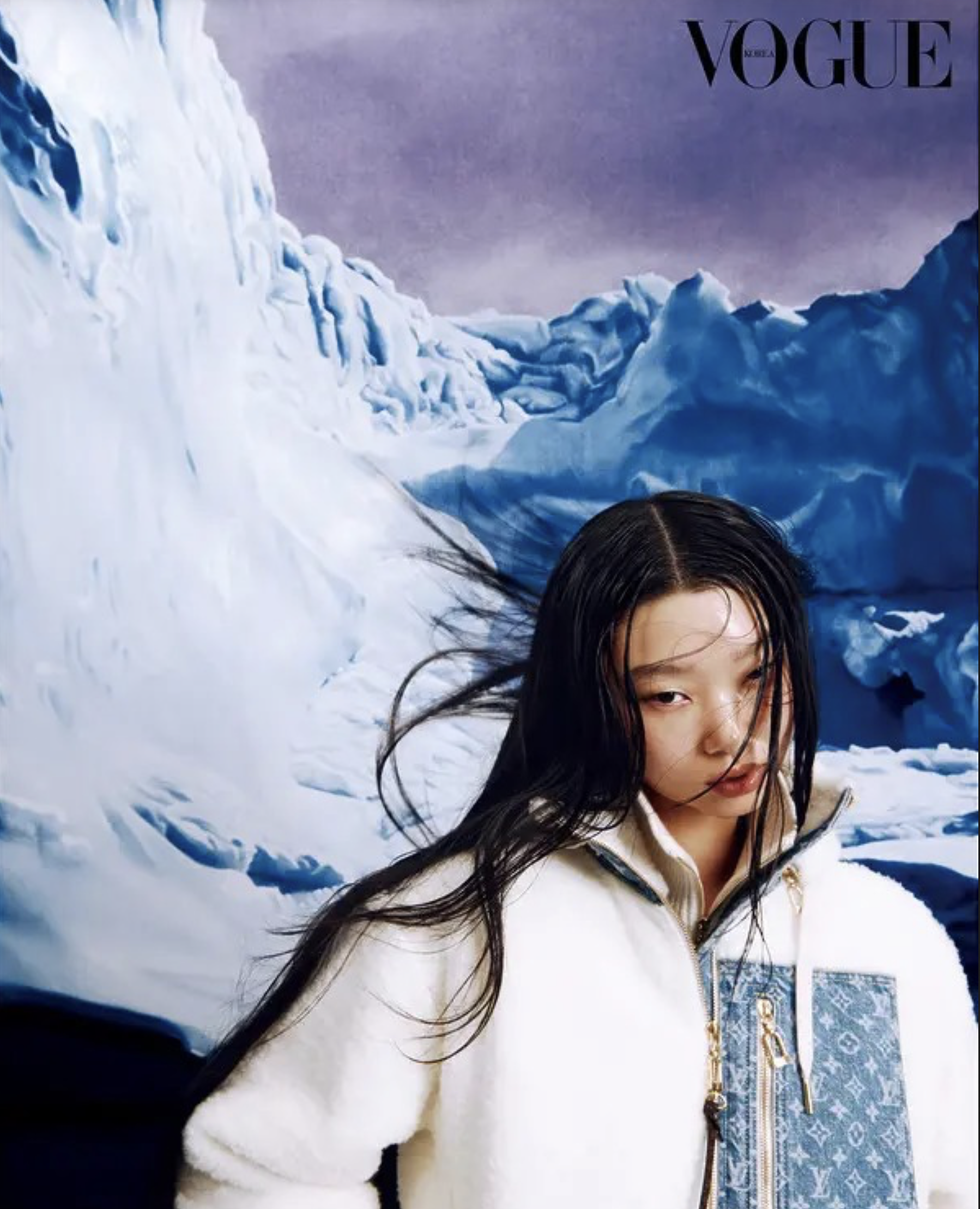 Yoon-Young-Bae-in-Louis-Vuitton-Vogue-Korea-December-2025-2.png