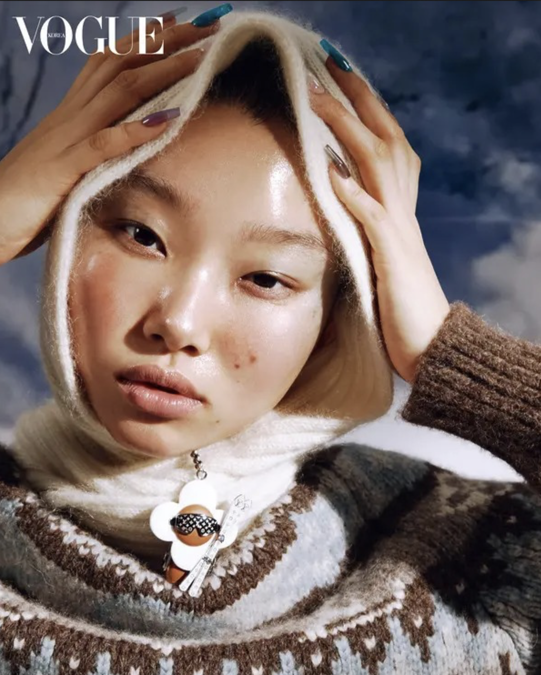 Yoon-Young-Bae-in-Louis-Vuitton-Vogue-Korea-December-2025-1.png