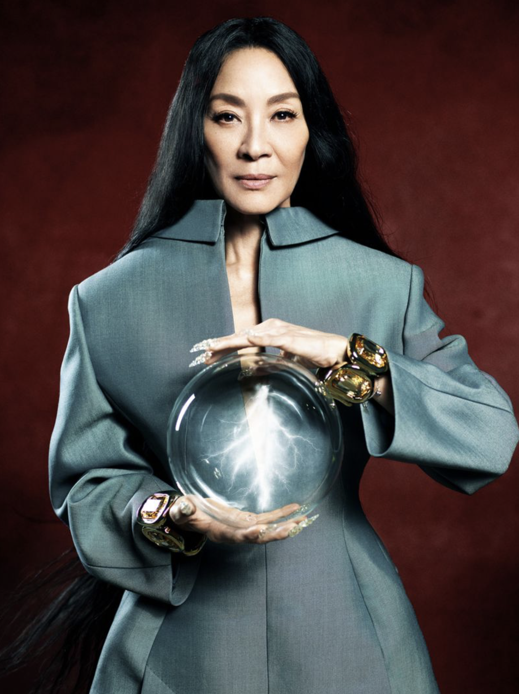 Michelle-Yeoh-by-Domen-and-Van-de-Velde-L'Officiel-USA-8.png