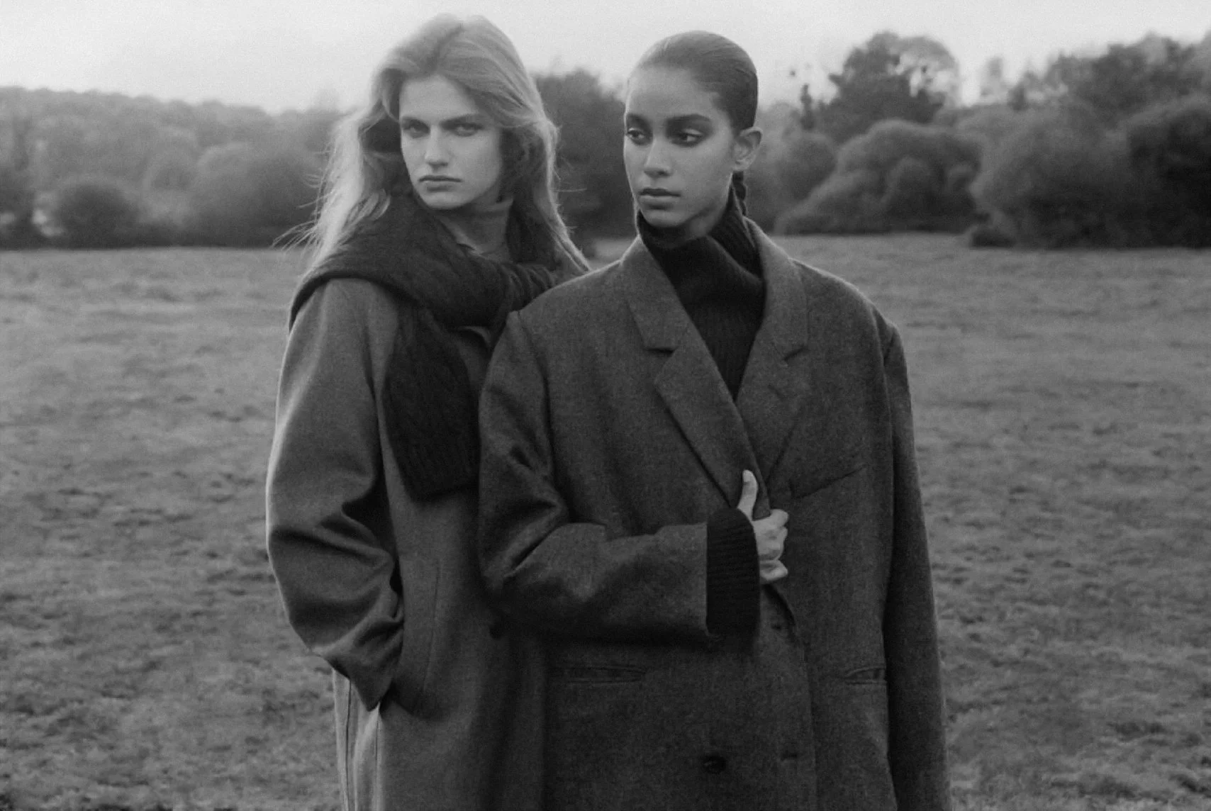 Harpers-Bazaar-France-December-2025-by-Krisztian-Eder-6.jpg