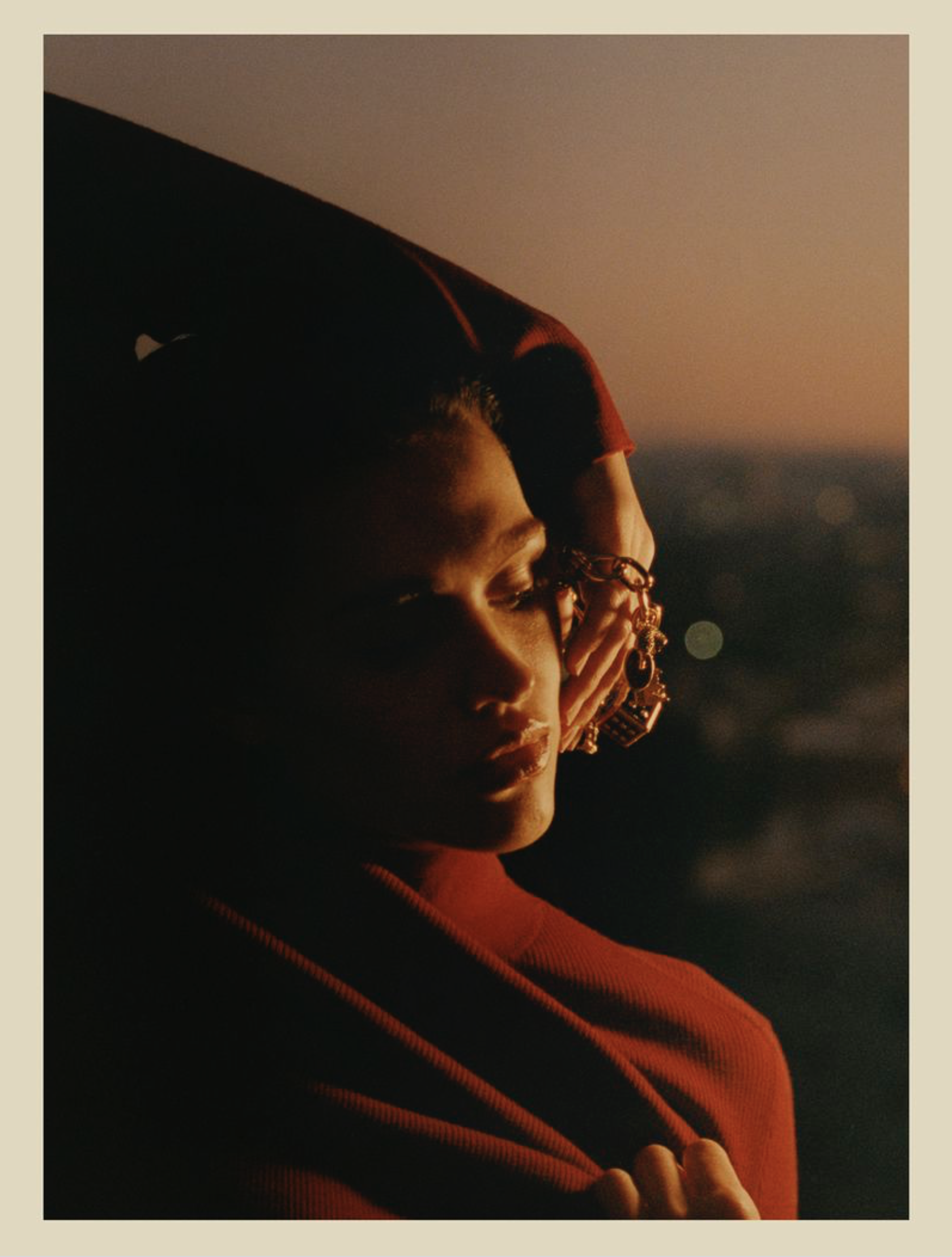Amelia-Gray-in-Burberry-by-Quentin-De-Briey-Travel-Almanac-5.png