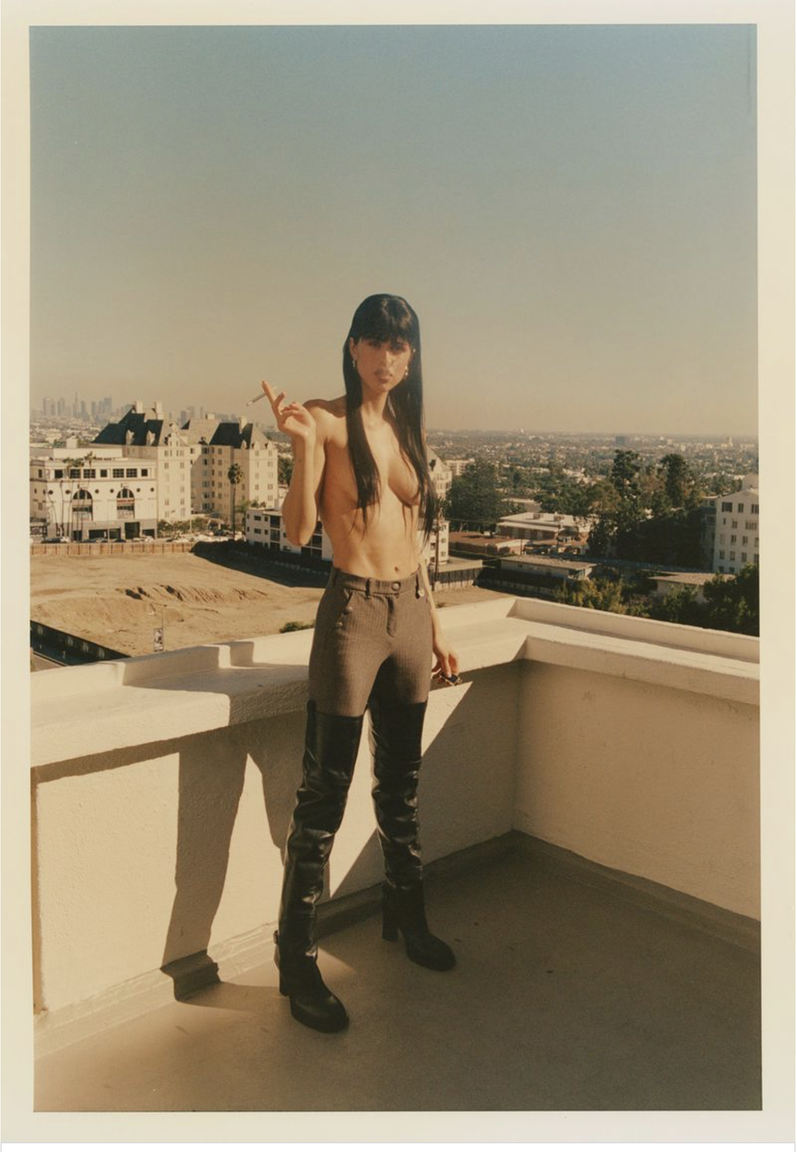 Amelia-Gray-in-Burberry-by-Quentin-De-Briey-Travel-Almanac-3.png