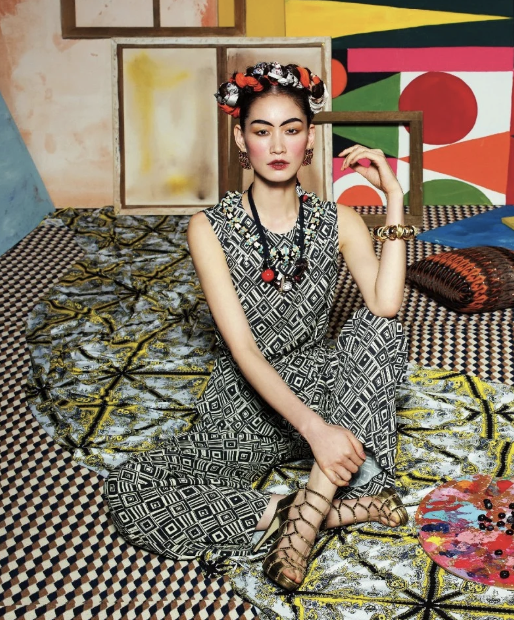 ‘Frida’: Sera-Park-by-Ahn-Jooyoung-for-Singles-Korea-April-2012-8.png