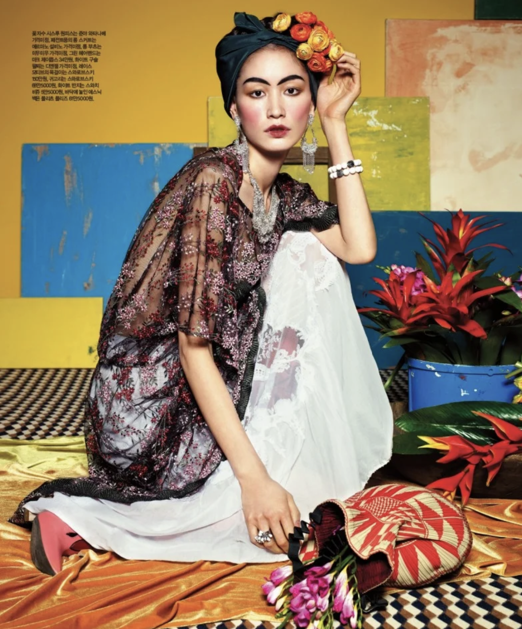 ‘Frida’: Sera-Park-by-Ahn-Jooyoung-for-Singles-Korea-April-2012-5.png