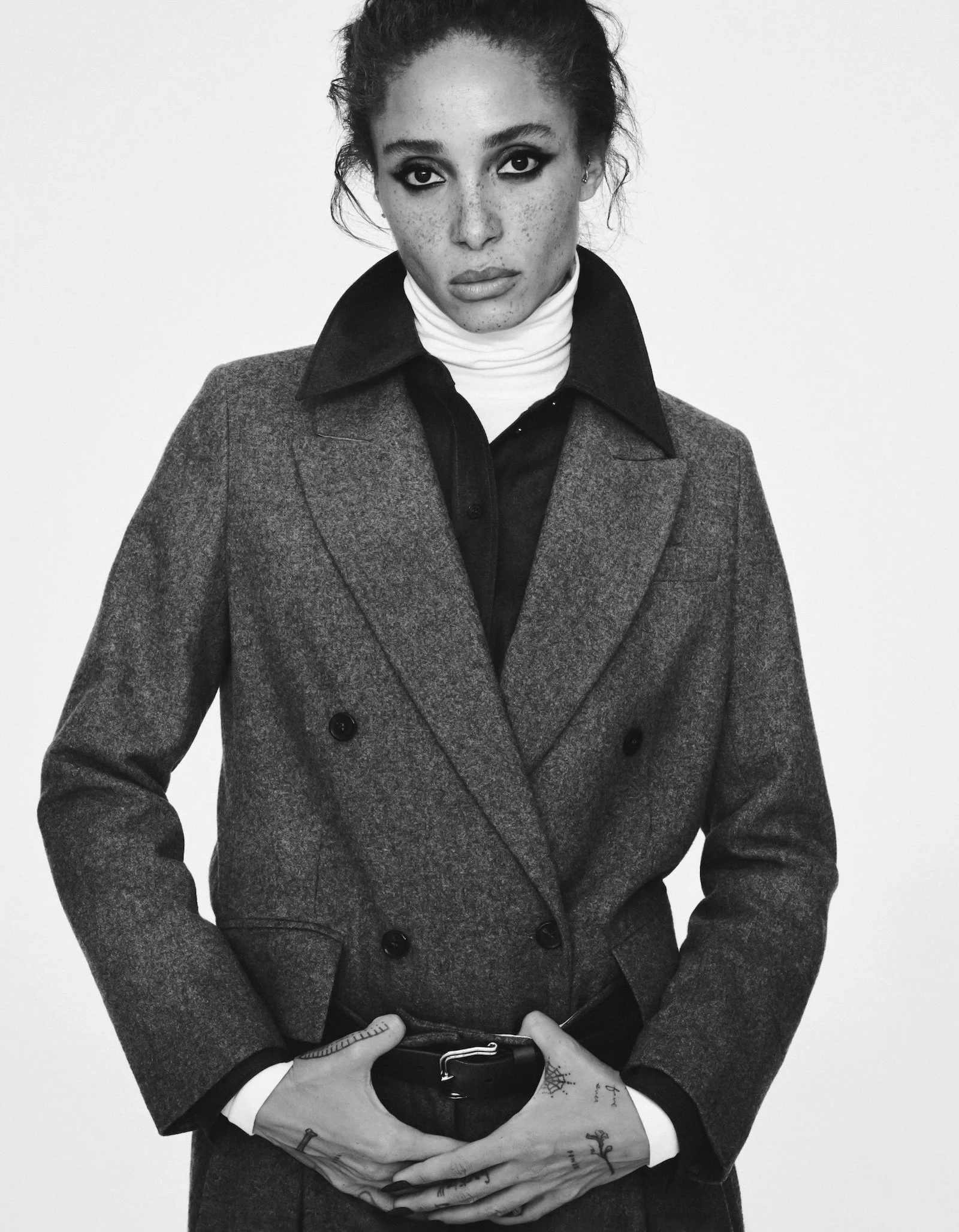 Adwoa-Aboah-by-Studio-Jackson-British-Vogue-Digital-December-2025-2.jpg
