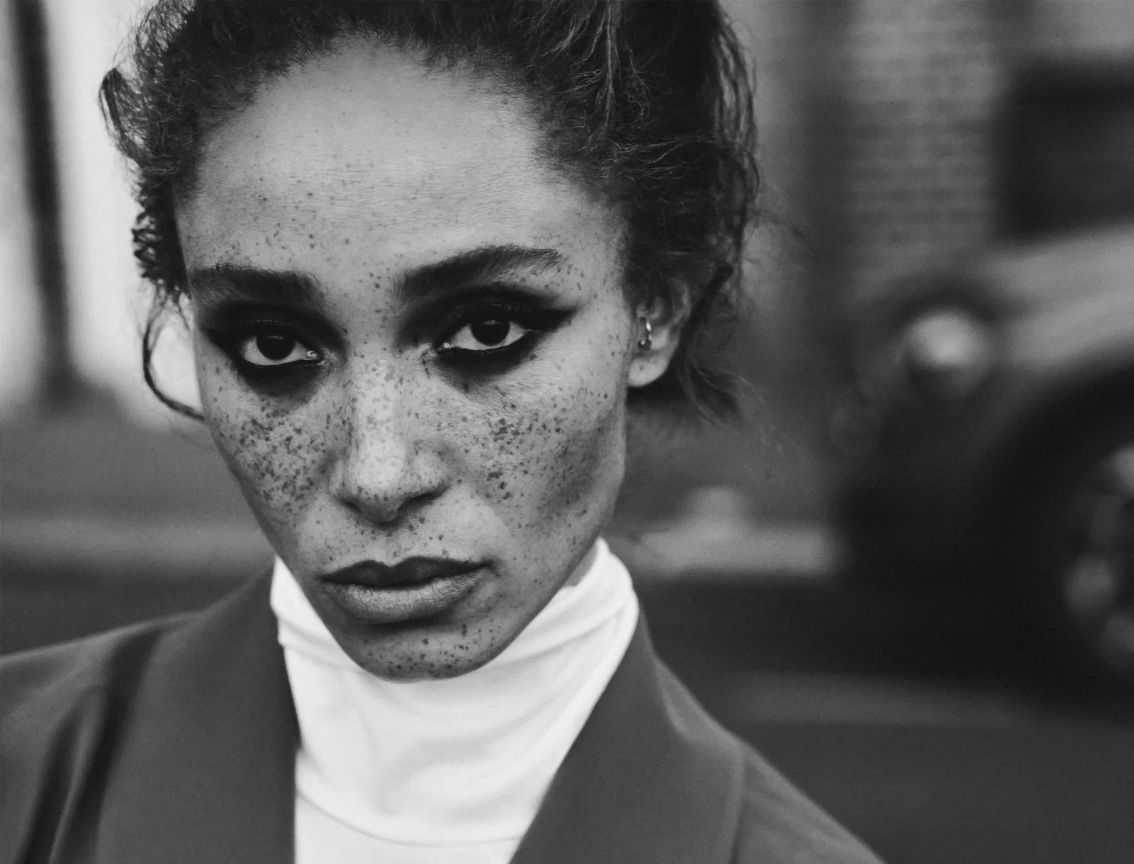 Adwoa-Aboah-by-Studio-Jackson-British-Vogue-Digital-December-2025-7.jpg