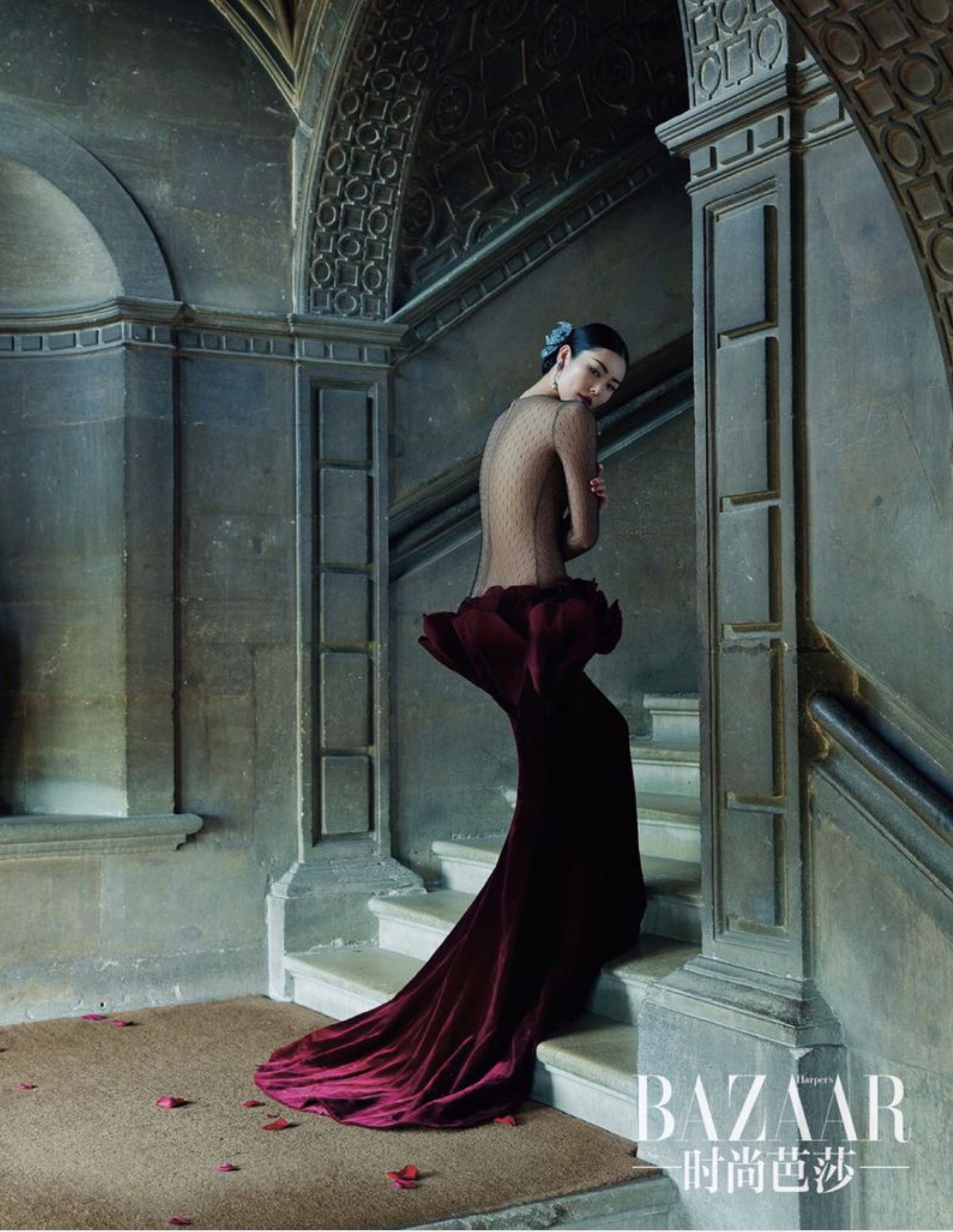 Liu-Wen-by-Sun-Jun-Harpers-Bazaar-China-December-2015-20.png