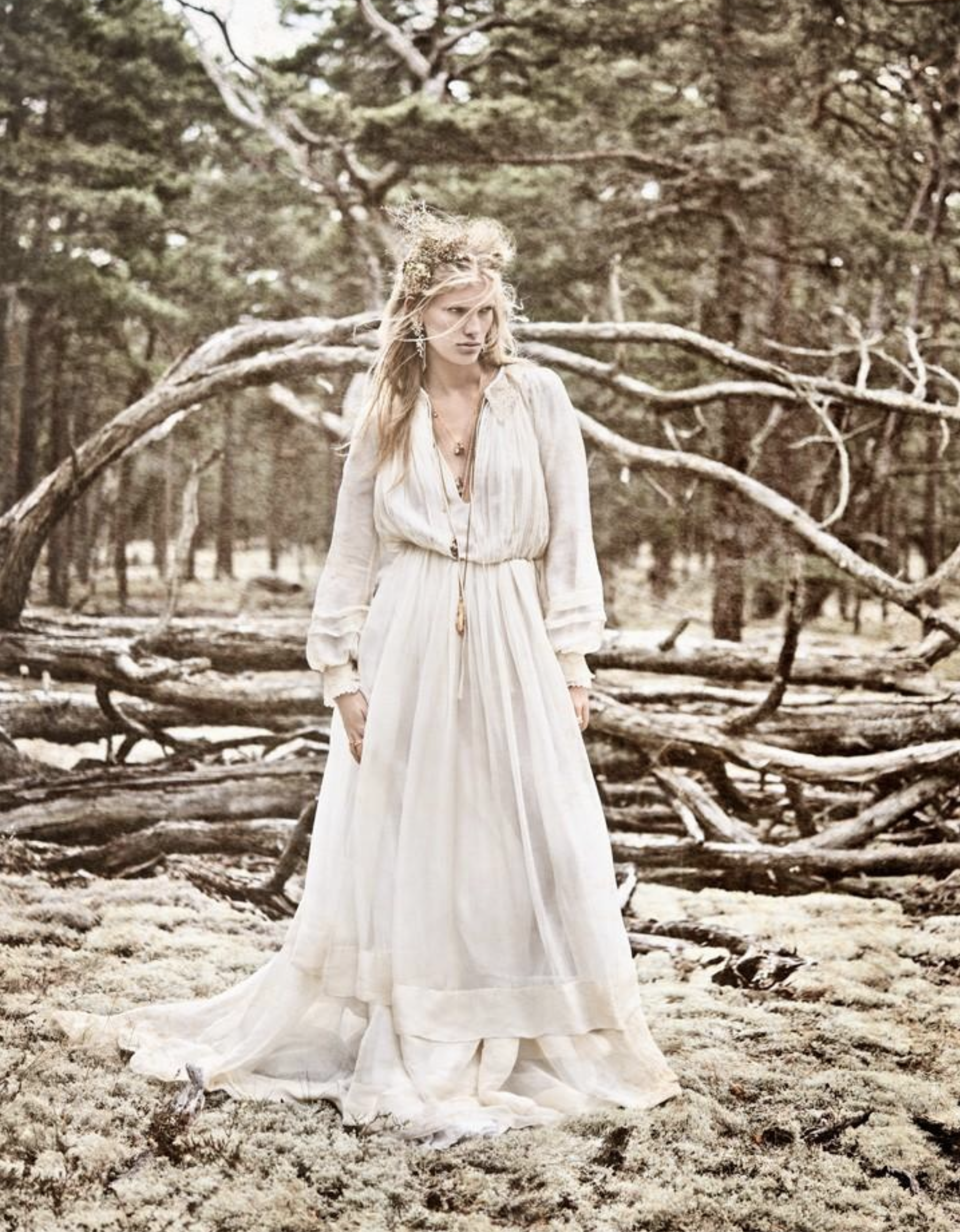 Fairytale: Ilse-de-Boer-by-Carl-Bengtsson-Elle-Germany-November-2013-4.png