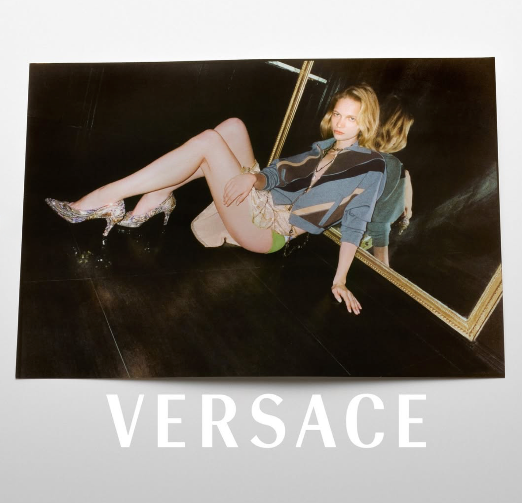 Versace-SS2026-Campaign-by-Frank-Lebon-3 (1).png