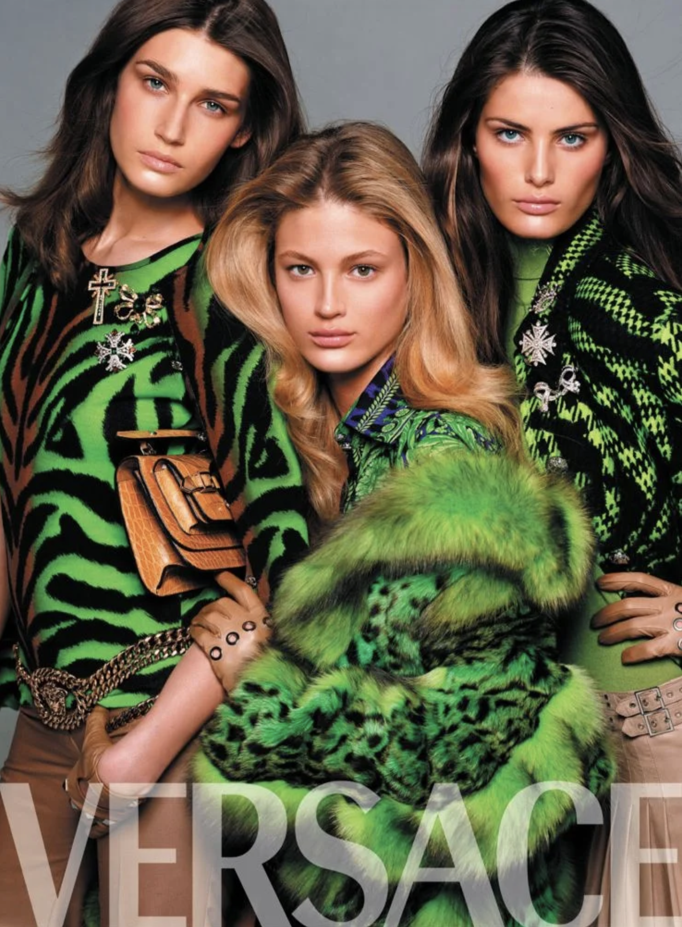 Versace-Spring-2019-by-Steven-Meisel-15.png