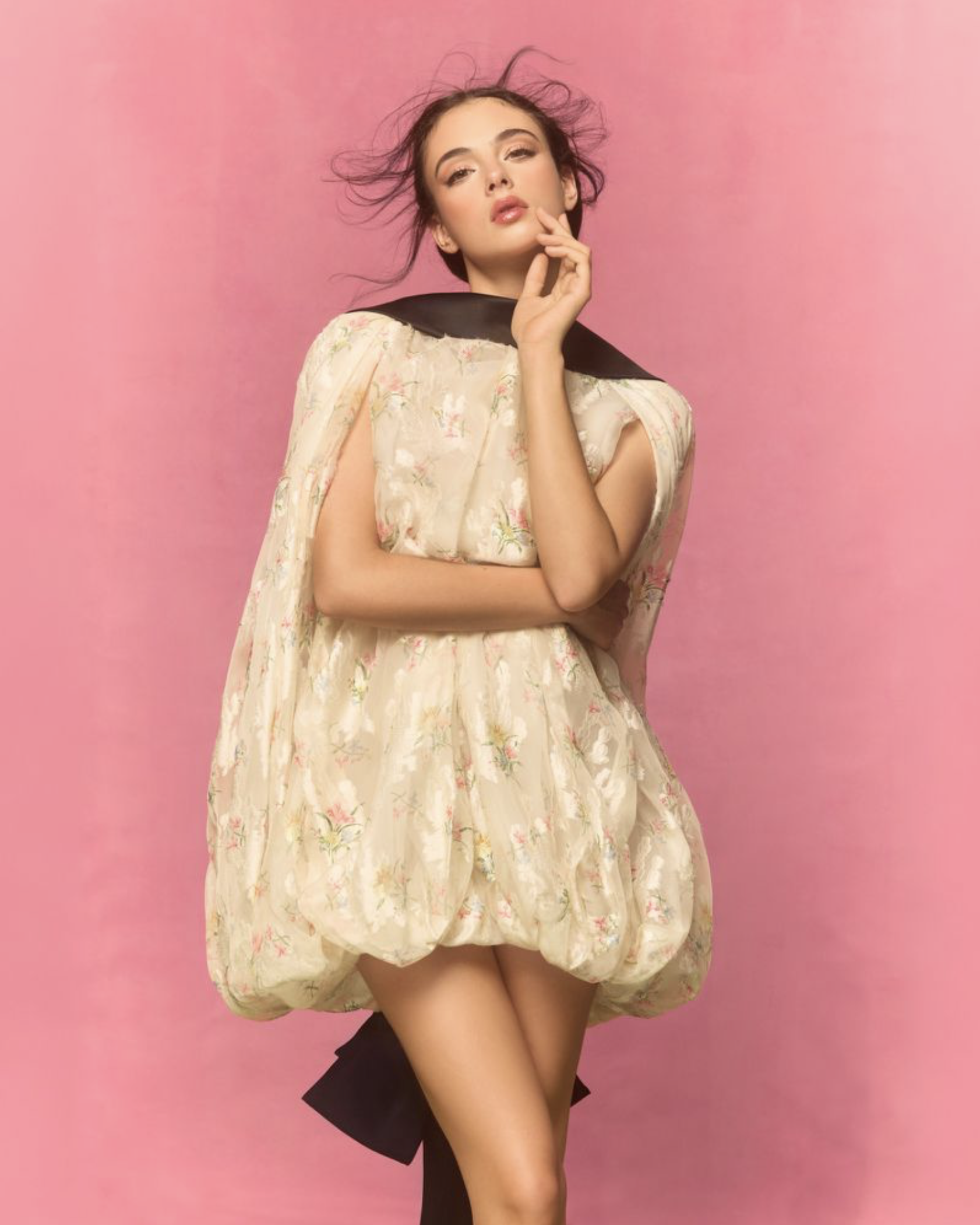 Deva-Cassel-by Riccardo-Apostolico-Harpers-Bazaar-Turkey-March-2026-15.png