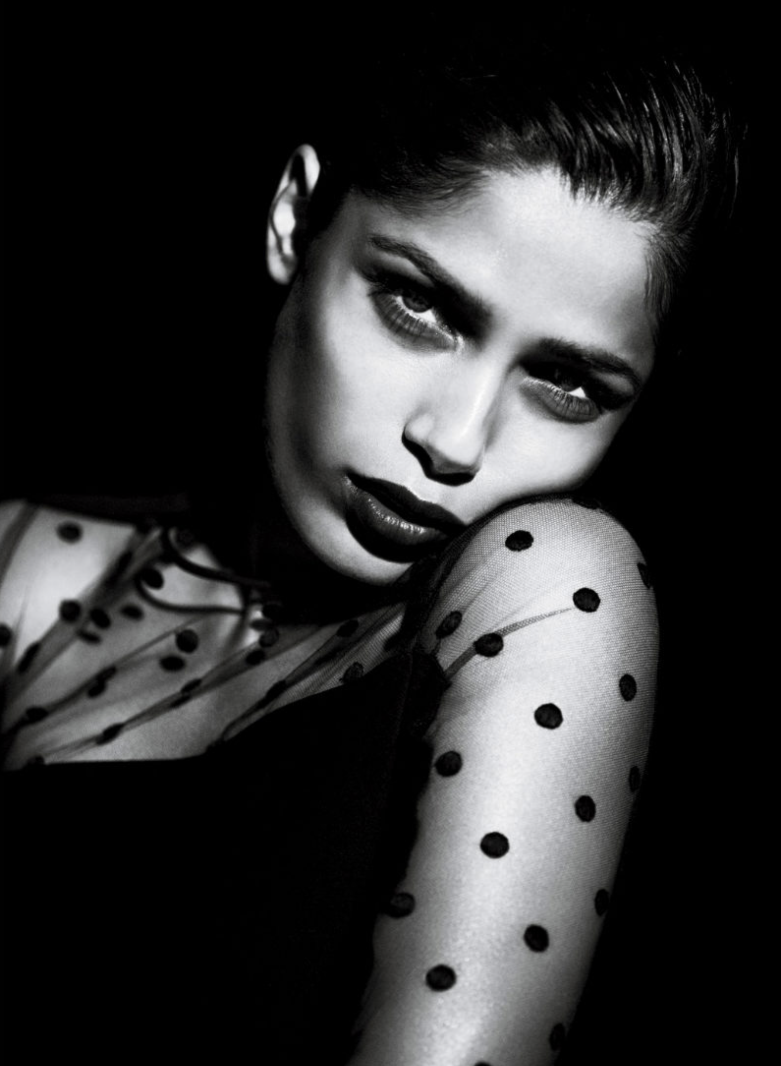 Freida-Pinto-by-mert-Marcus-Interview-Magazine-August-2011-5.png