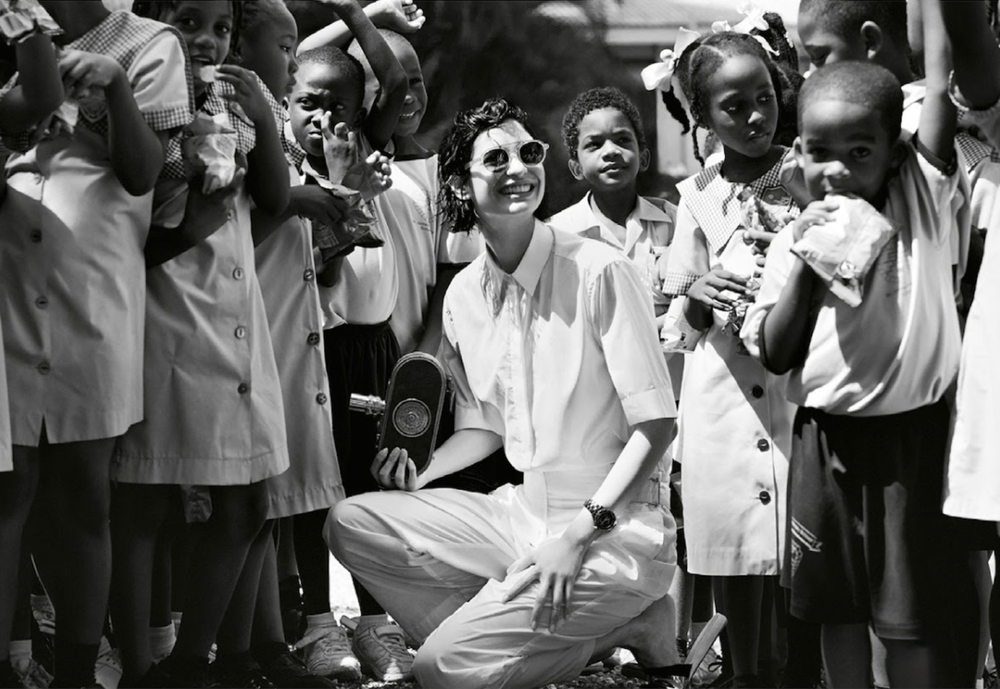 Pilar-Moraga-by-David-Gubert-Marie-Claire-Australia-November-2014-8.png