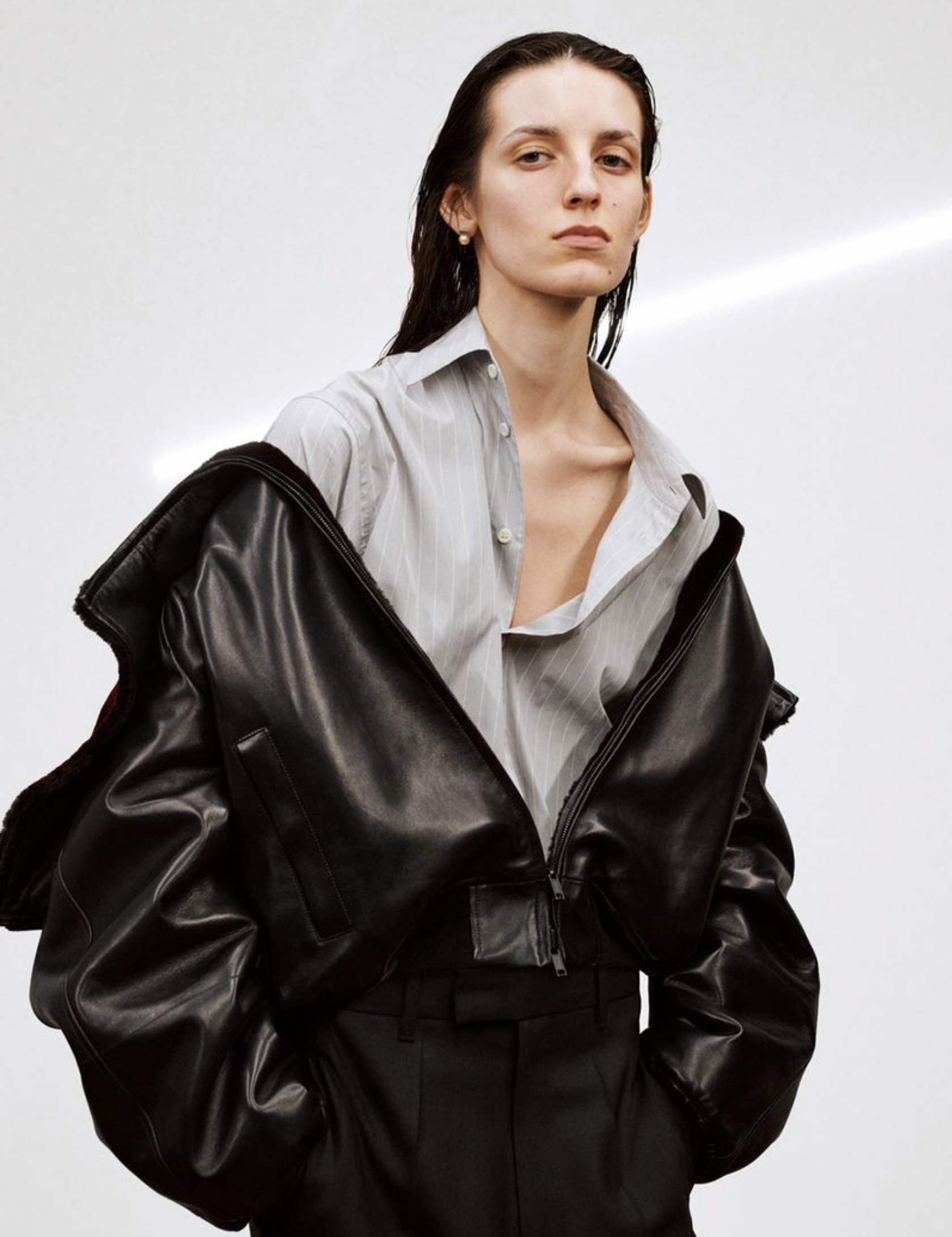 Phoebe-Philo-Collection-E-April-2026-Phoebe-Philo-by-Alasdair-McLellan-6.png