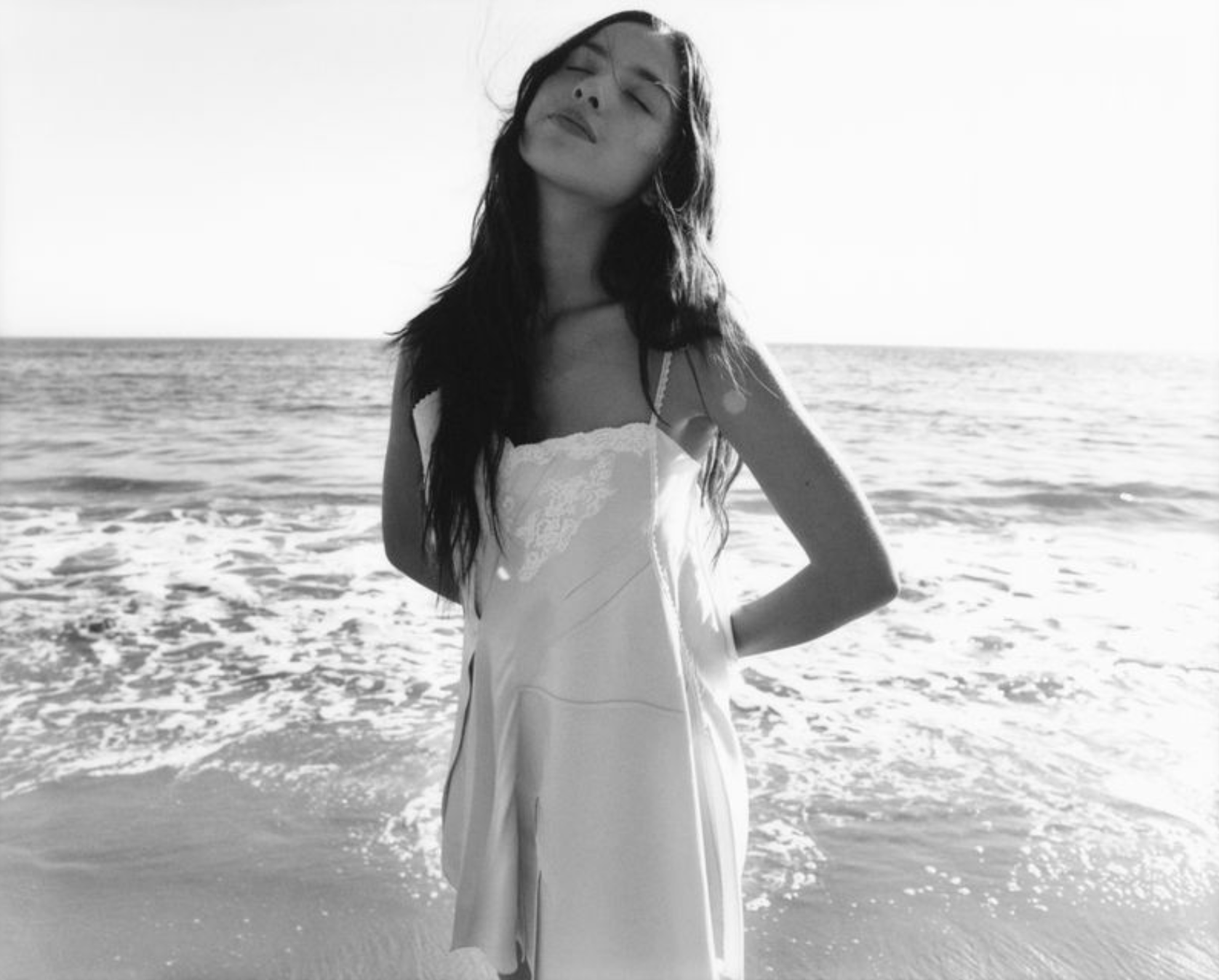 Olivia-Rodrigo-by-Laura-Jane-Coulson-British-Vogue-April-2026-16.png