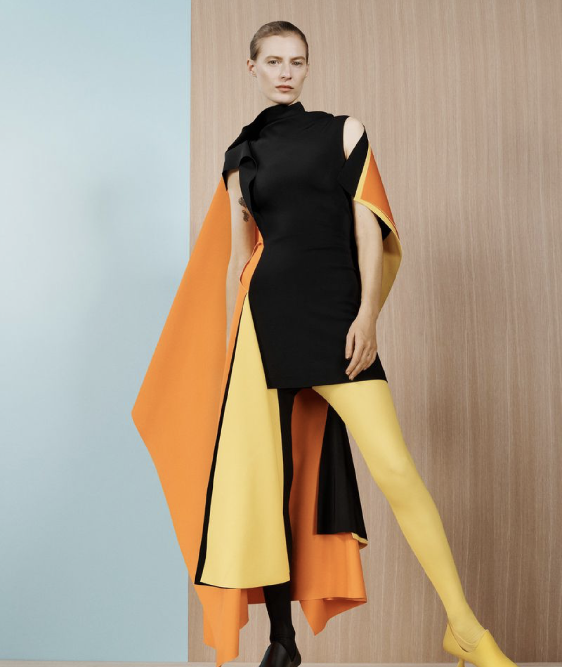 Julia Nobis Wears Black &amp; White Minimalism for HTSI Magazine Spring Design 2026