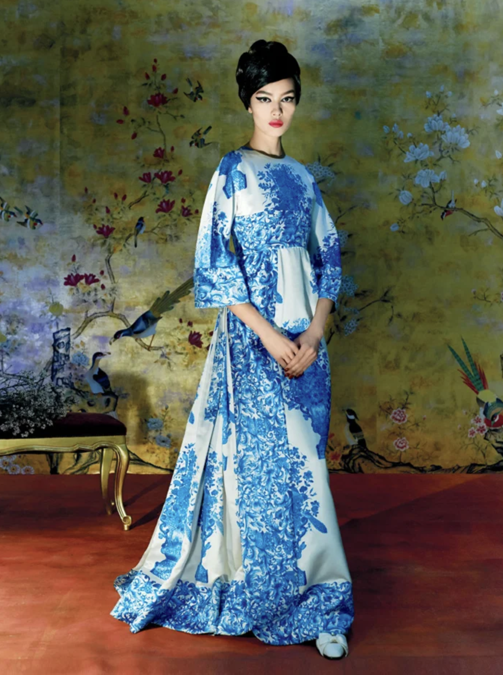 FeiFei-Sun-in-Go-East-by-Steven-Meisel-Vogue-US-May-2015-6.png
