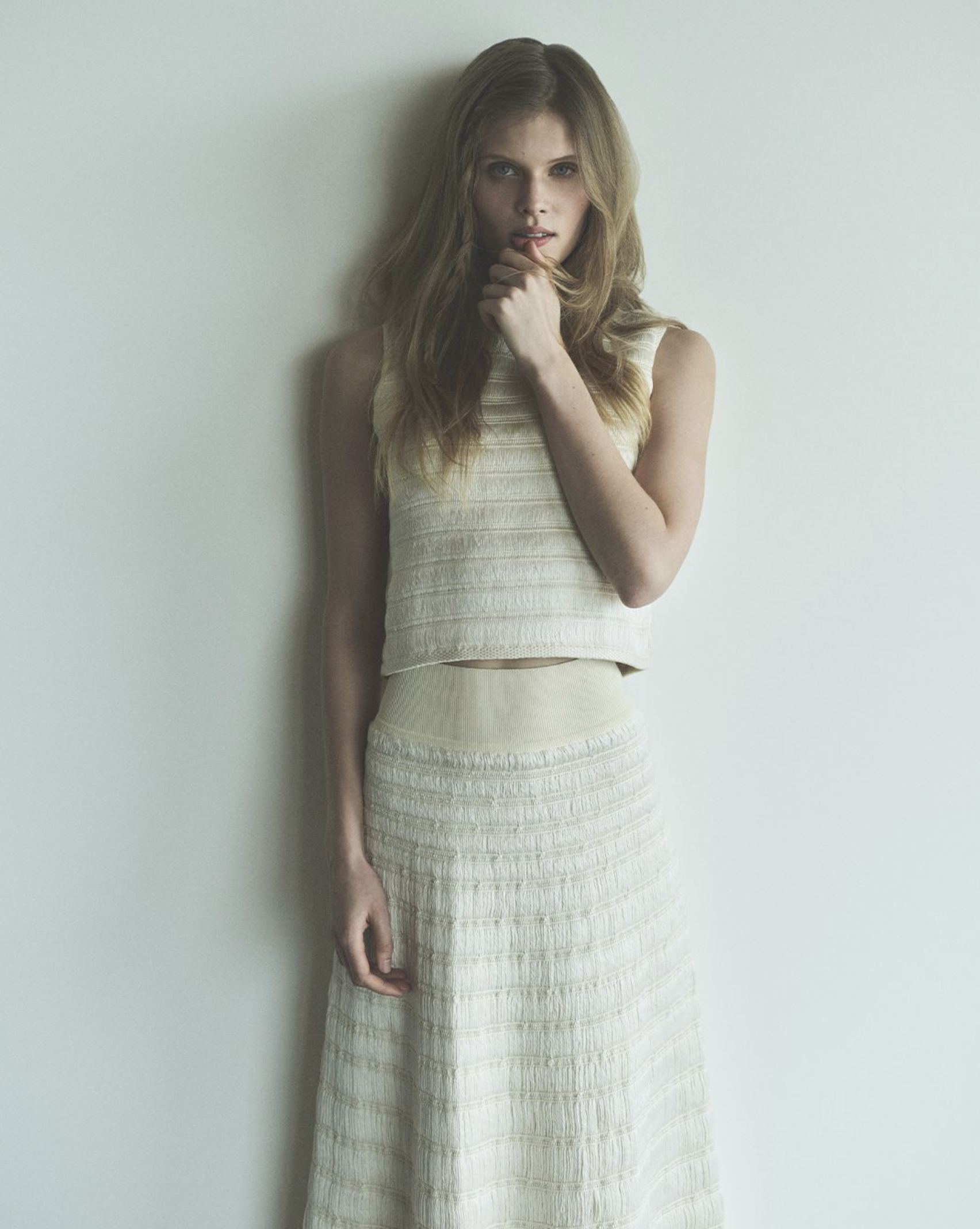 Loro-Piana-Resort-2026-Campaign-by-Annemarieke-Van-Drimmelen-15.png