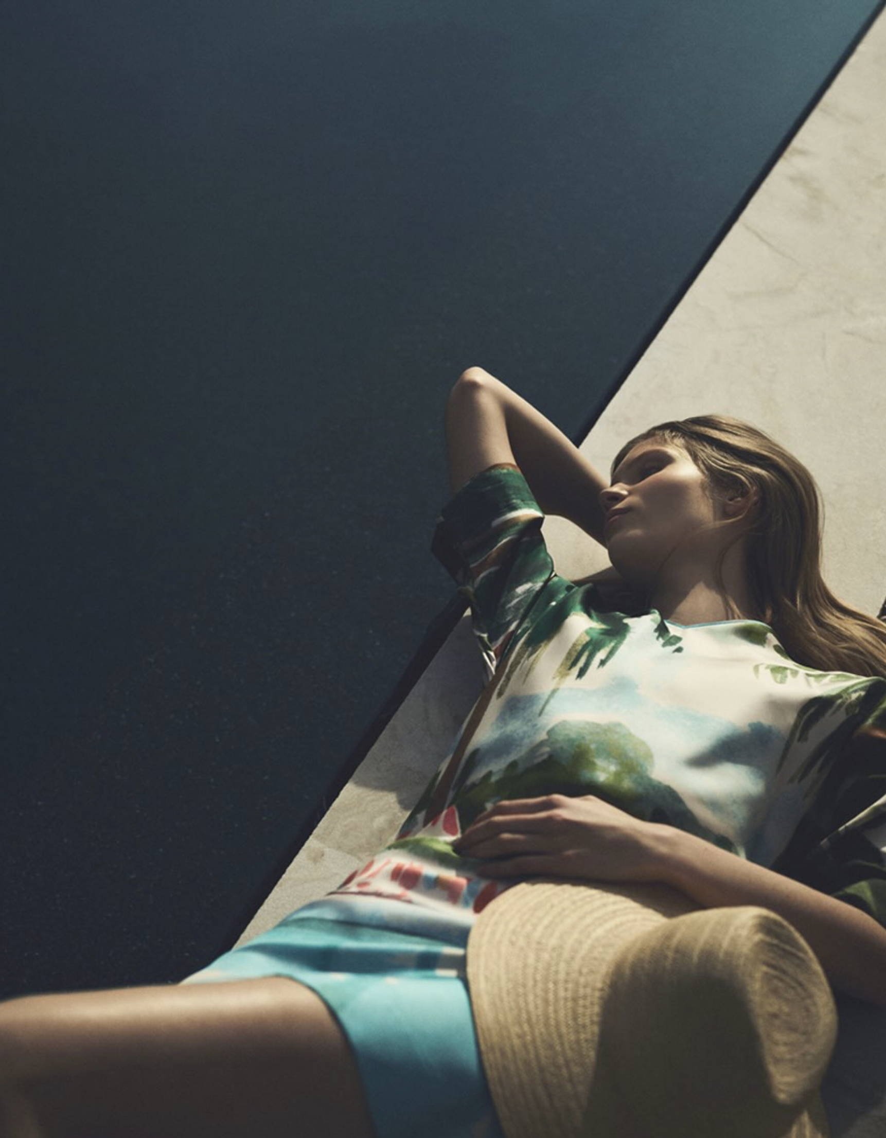 Loro-Piana-Resort-2026-Campaign-by-Annemarieke-Van-Drimmelen-23.png