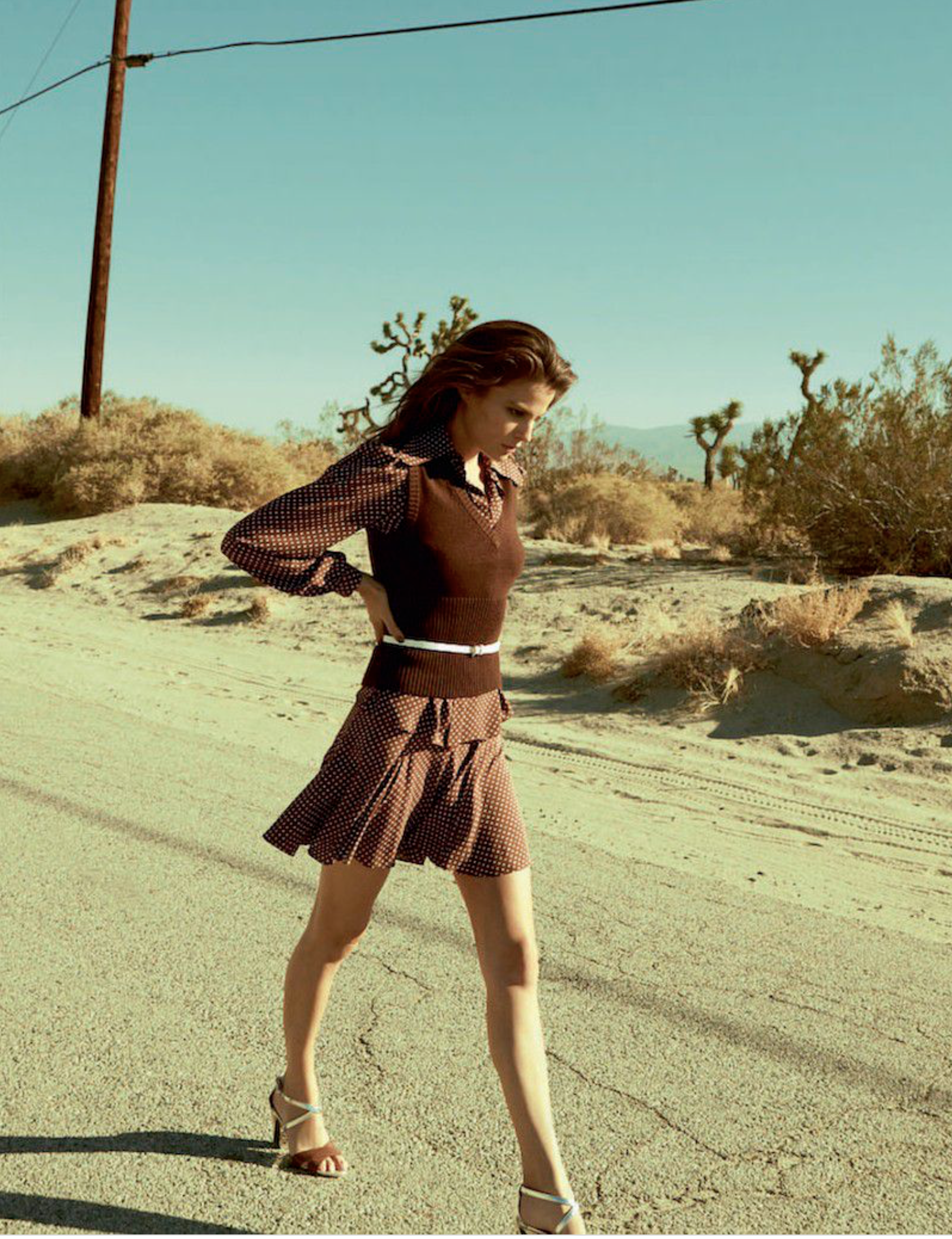 Cameron-Russell-by-Kai-Z-Feng-ELLE-UK-February-2014-9.png