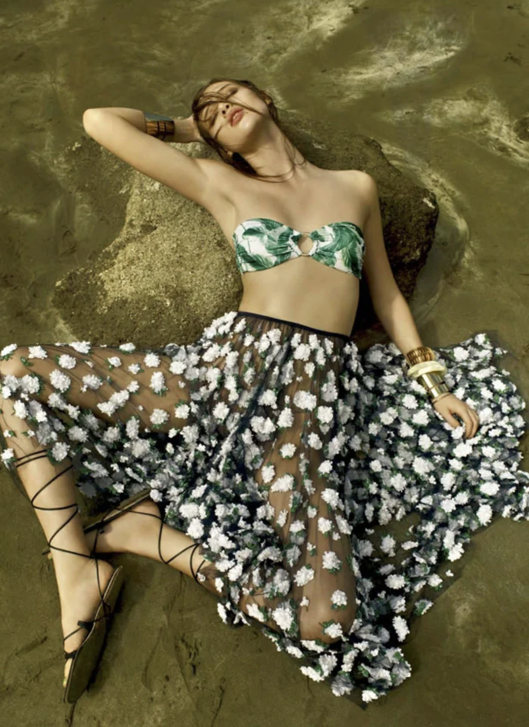 Anais-Pouliot-by-Leda-St Jacques-ELLE-Canada-July-2015-10.png