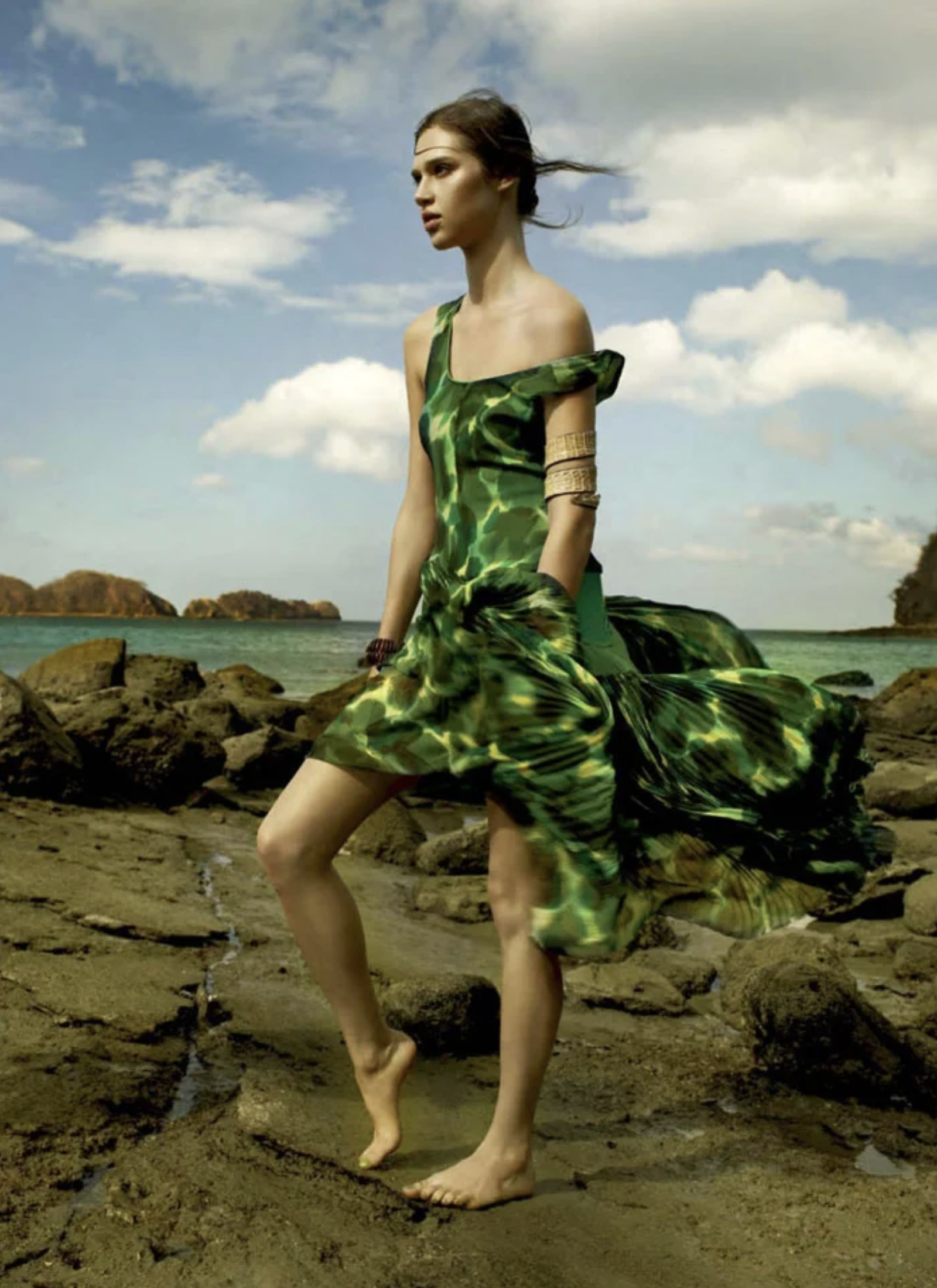 Anais-Pouliot-by-Leda-St Jacques-ELLE-Canada-July-2015-5.png