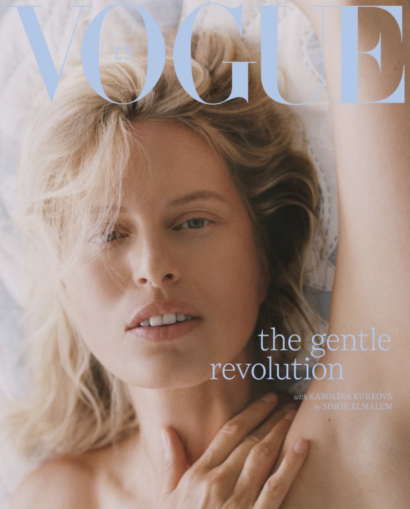 Karolina-Kurkova-by-Simon-Elmalem-Vogue-Czech-May-2016-Cover-1.png