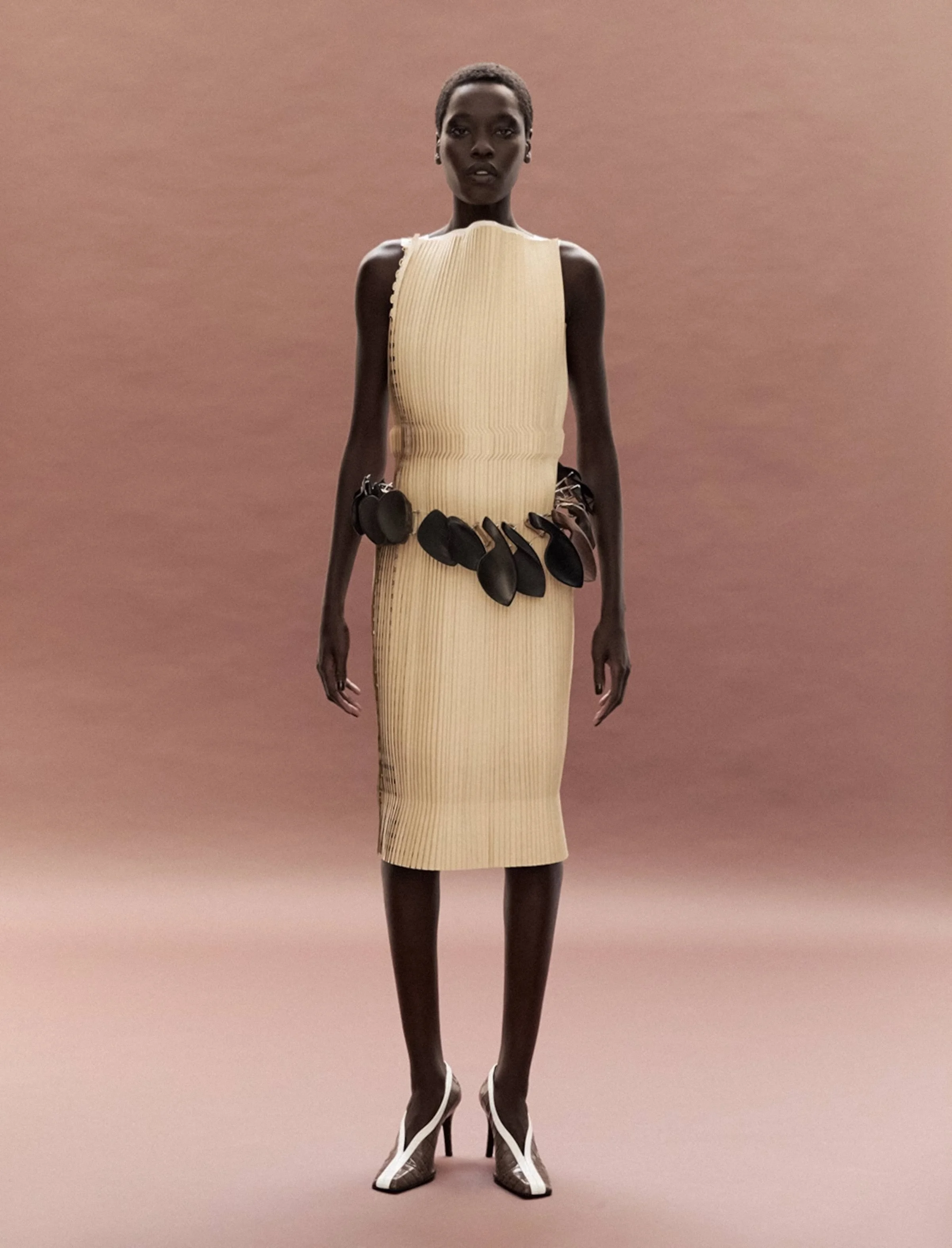 Awar-Odhiang-by-Carlijn-Jacobs-Dazed-Magazine-Summer-2026-20.jpg.jpg