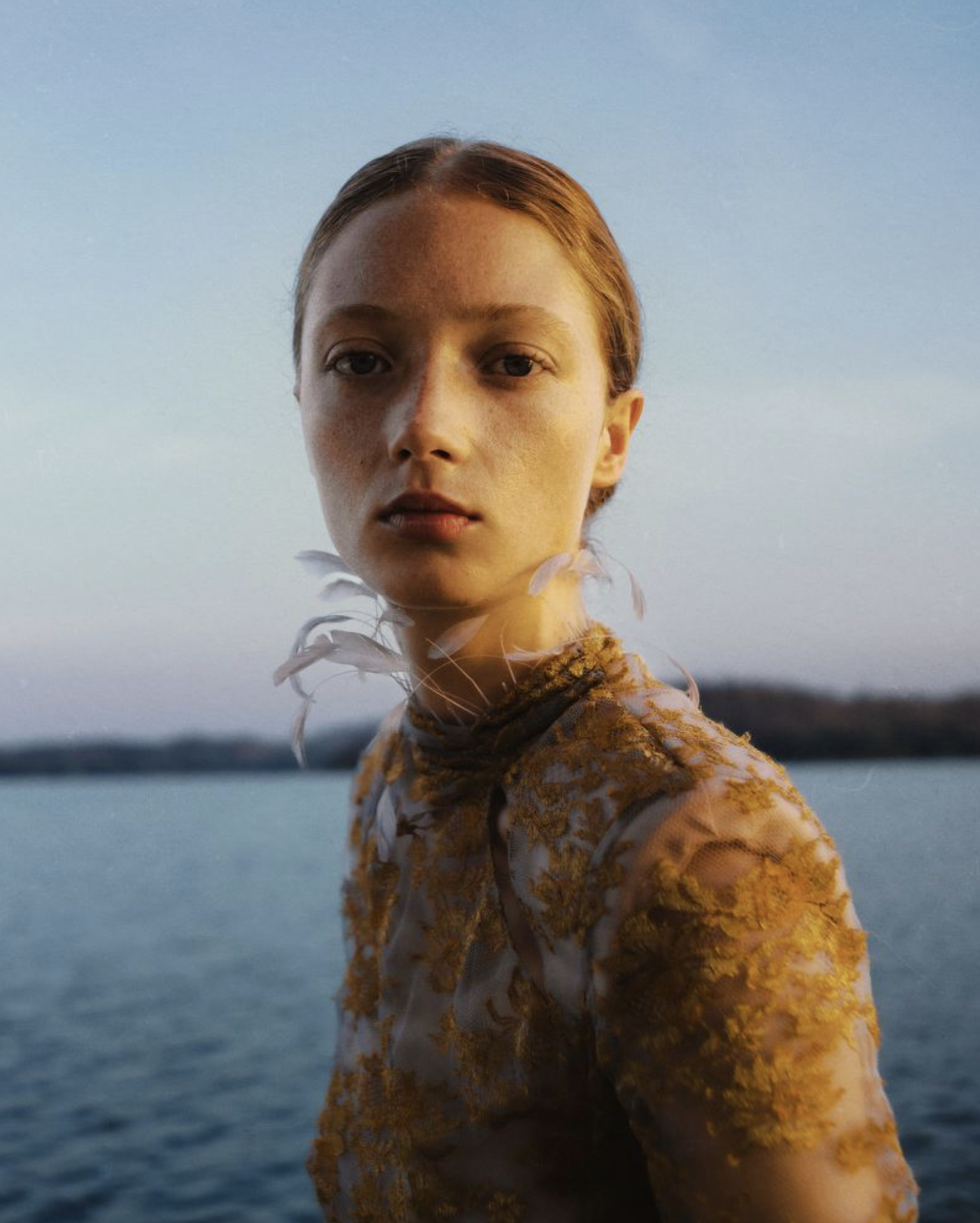 Lydia-Reid-Vogue-Poland-June-2026-5.png