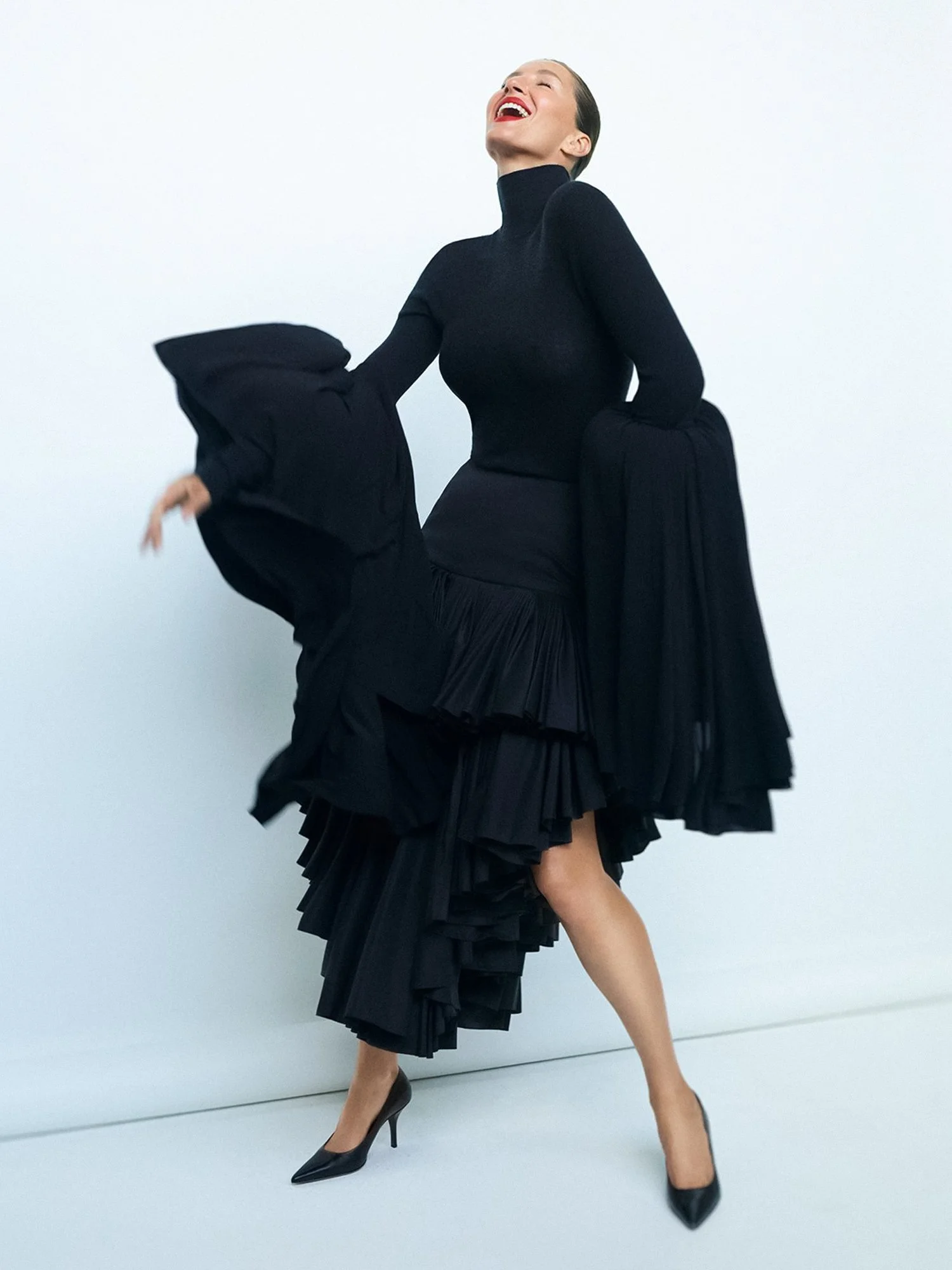 Gisele-Bundchen-by-Karim-Sadli-W-Magazine-Summer-2026-5.jpg