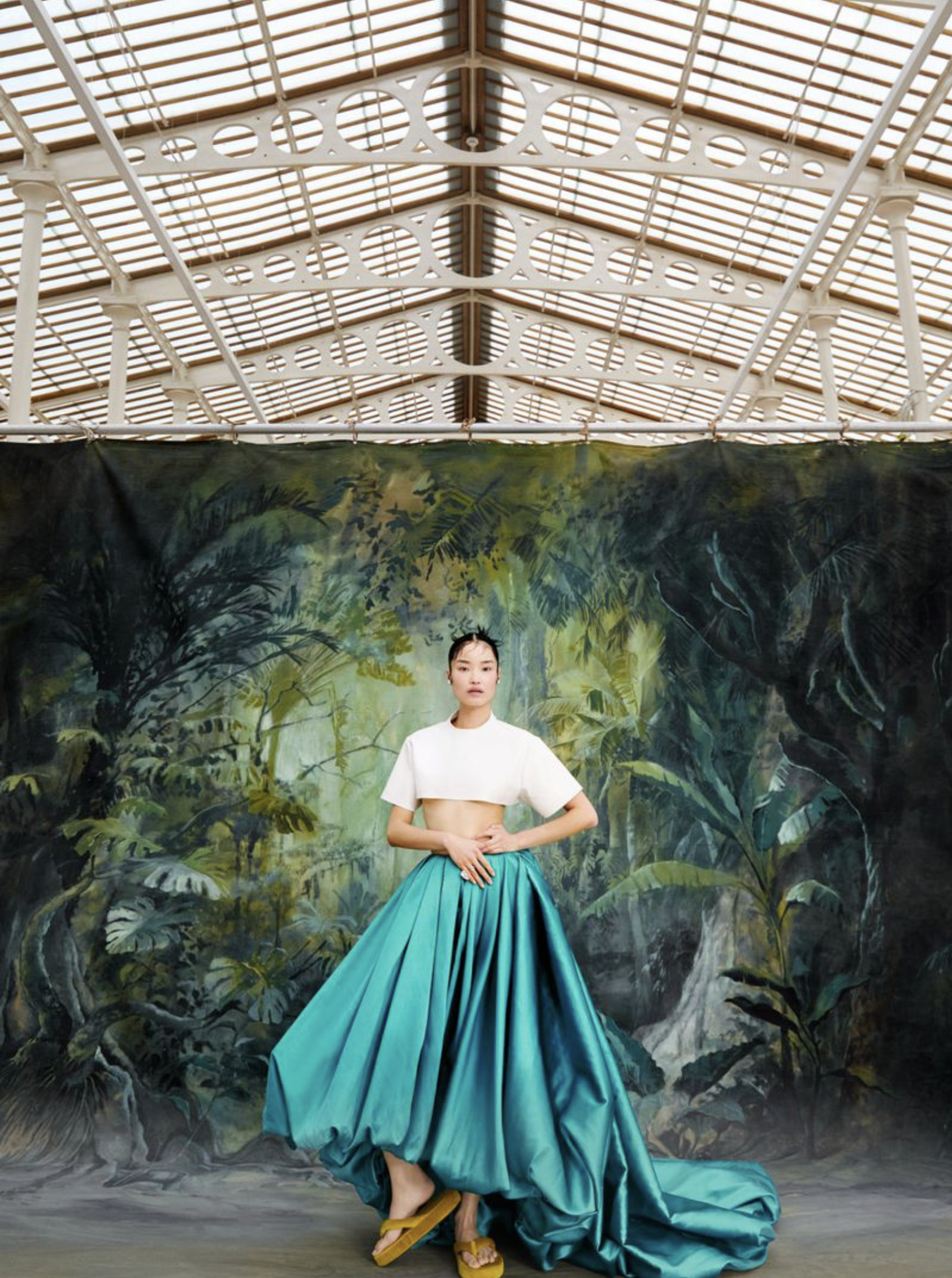 Diana-Li-by-Erik-Madigan-Heck-Harpers-Bazaar-UK-May-2026-7.png