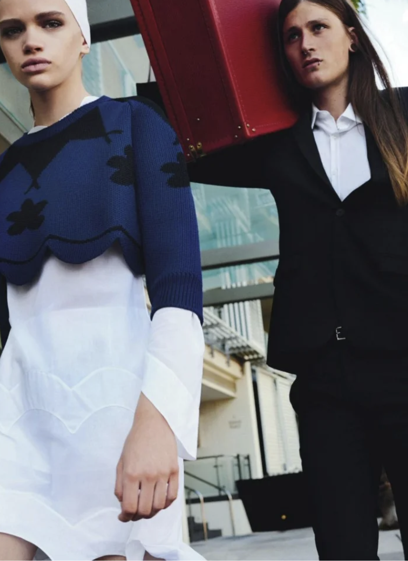 Urban-Outback-Lensed-By-Mario-Testino-Vogue-Australia-April-2016-12.png