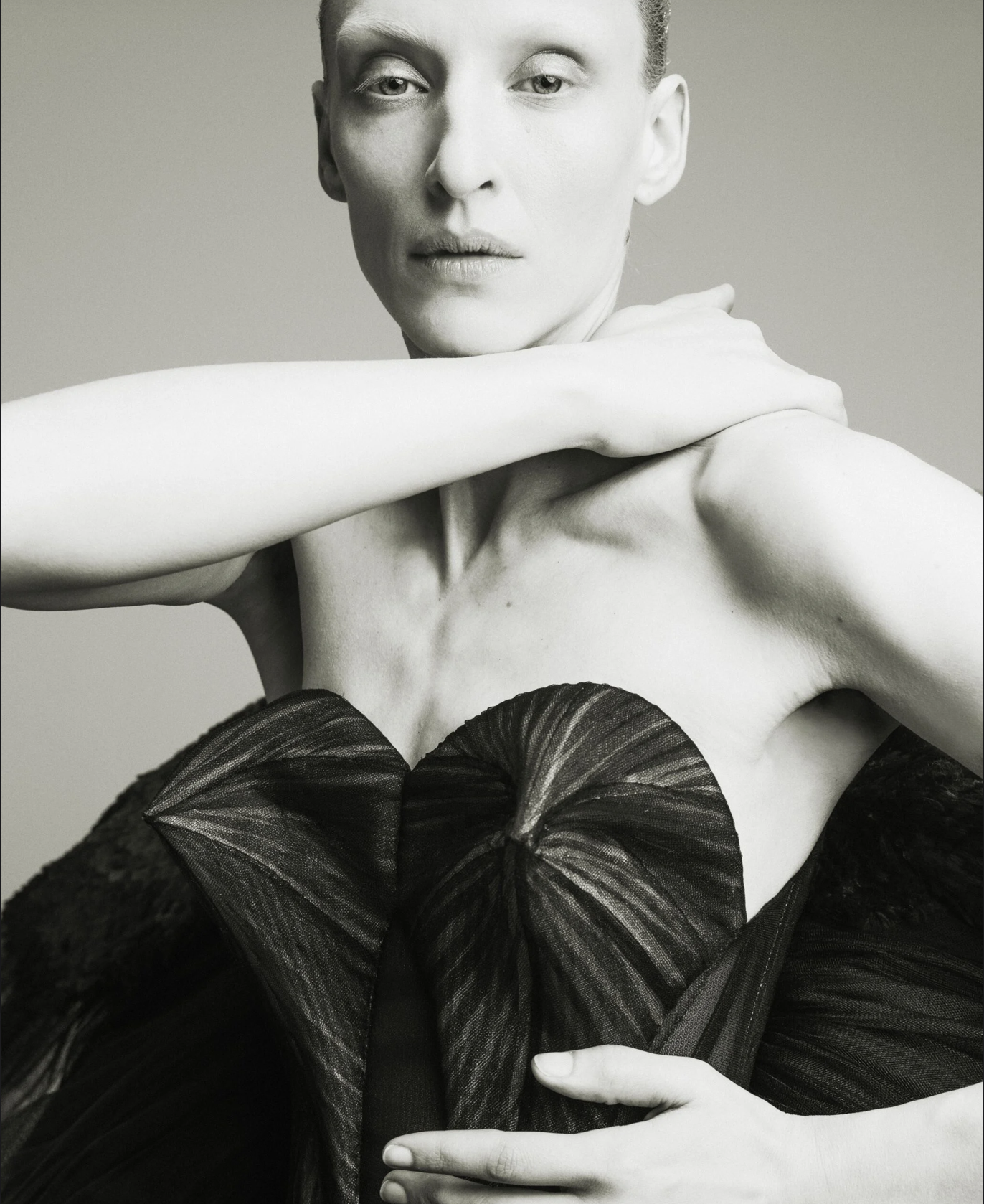Maggie-Maurer-by-Zhong-Lin-Cultured-Magazine-Summer-2026-Cover-37.png