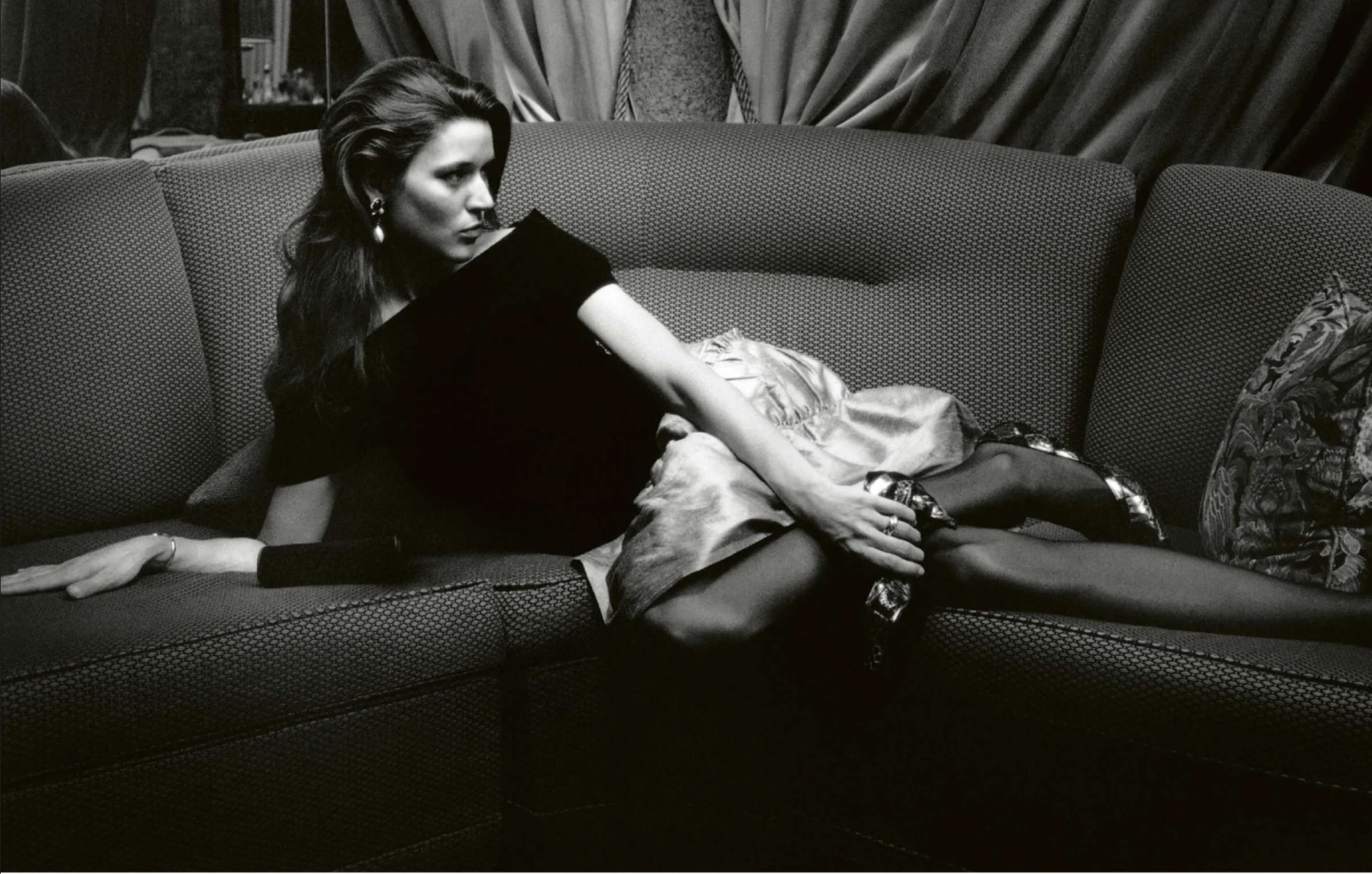 Vivienne-Rohner-by-Larissa-Hofmann-Harpers-Bazaar-France-August-2026-12.png