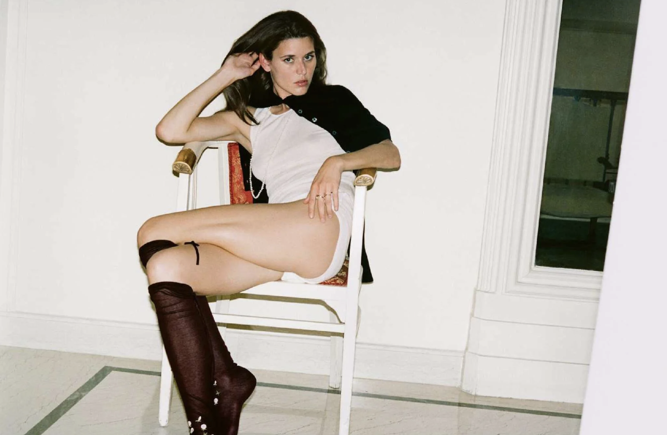 Vivienne-Rohner-by-Larissa-Hofmann-Harpers-Bazaar-France-August-2026-1.png