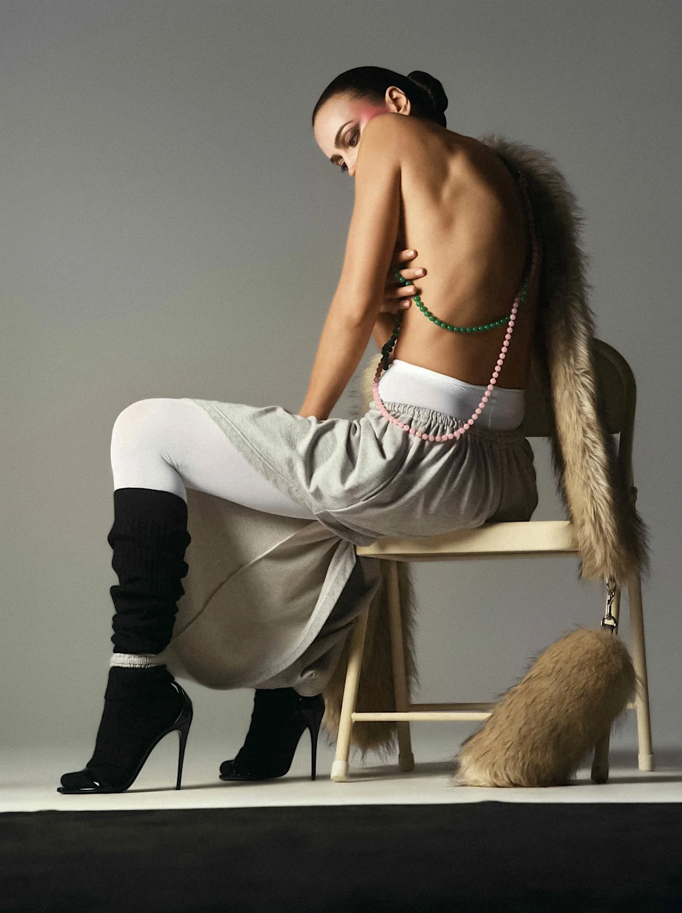 Irina-Shayk-by-Ethan-James-Green-d-la-Repubblica-Magazine-July-2026-5.jpg